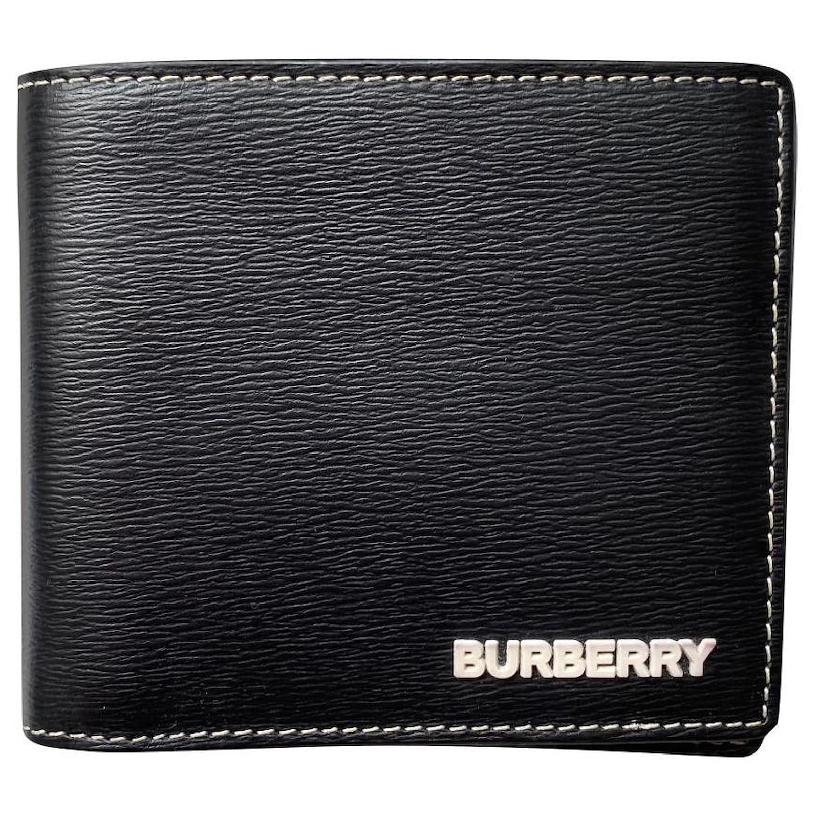 Burberry Saddlebags Black Leather  - Joli Closet