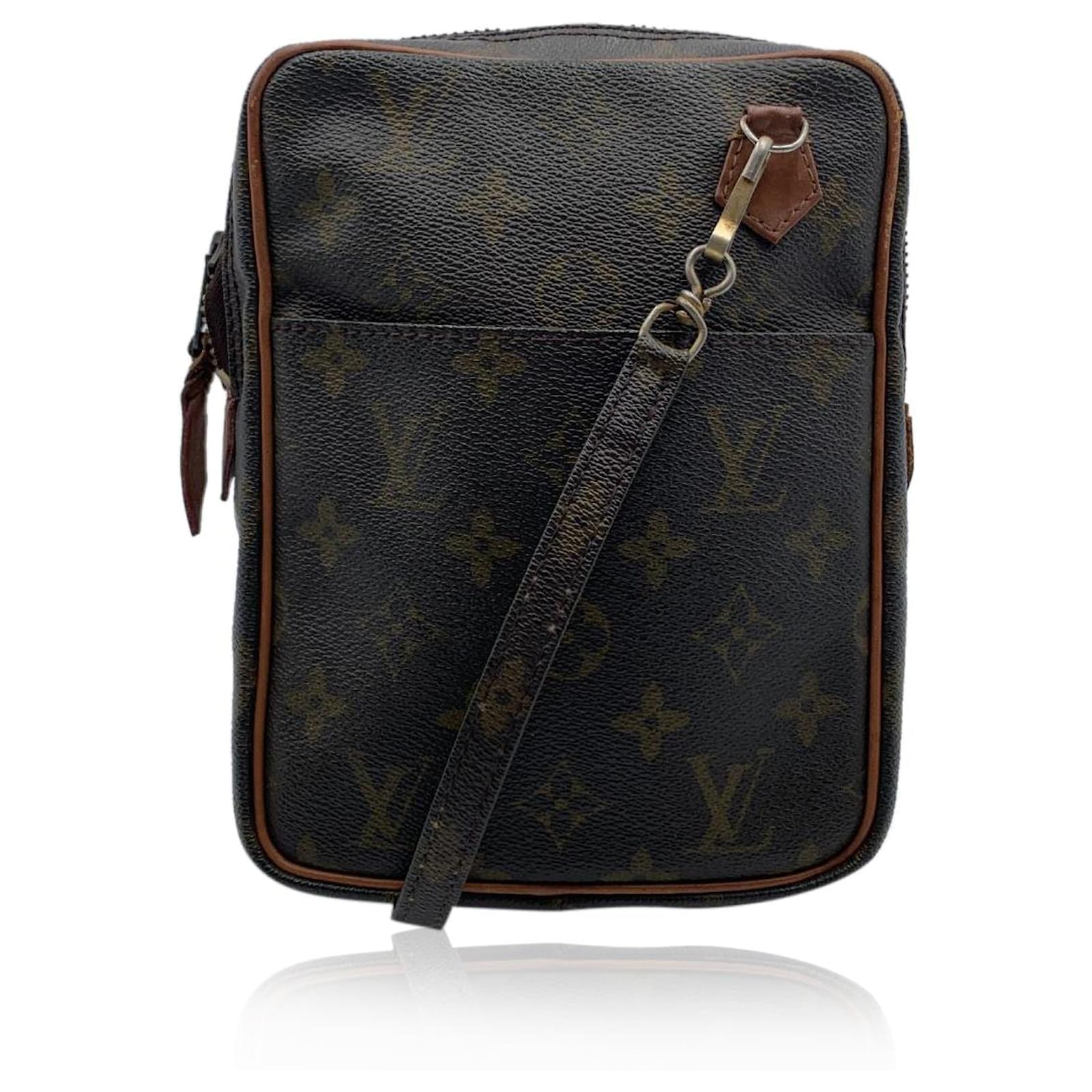 Louis Vuitton, Bags, Louis Vuitton Mens Messenger Bag Vintage
