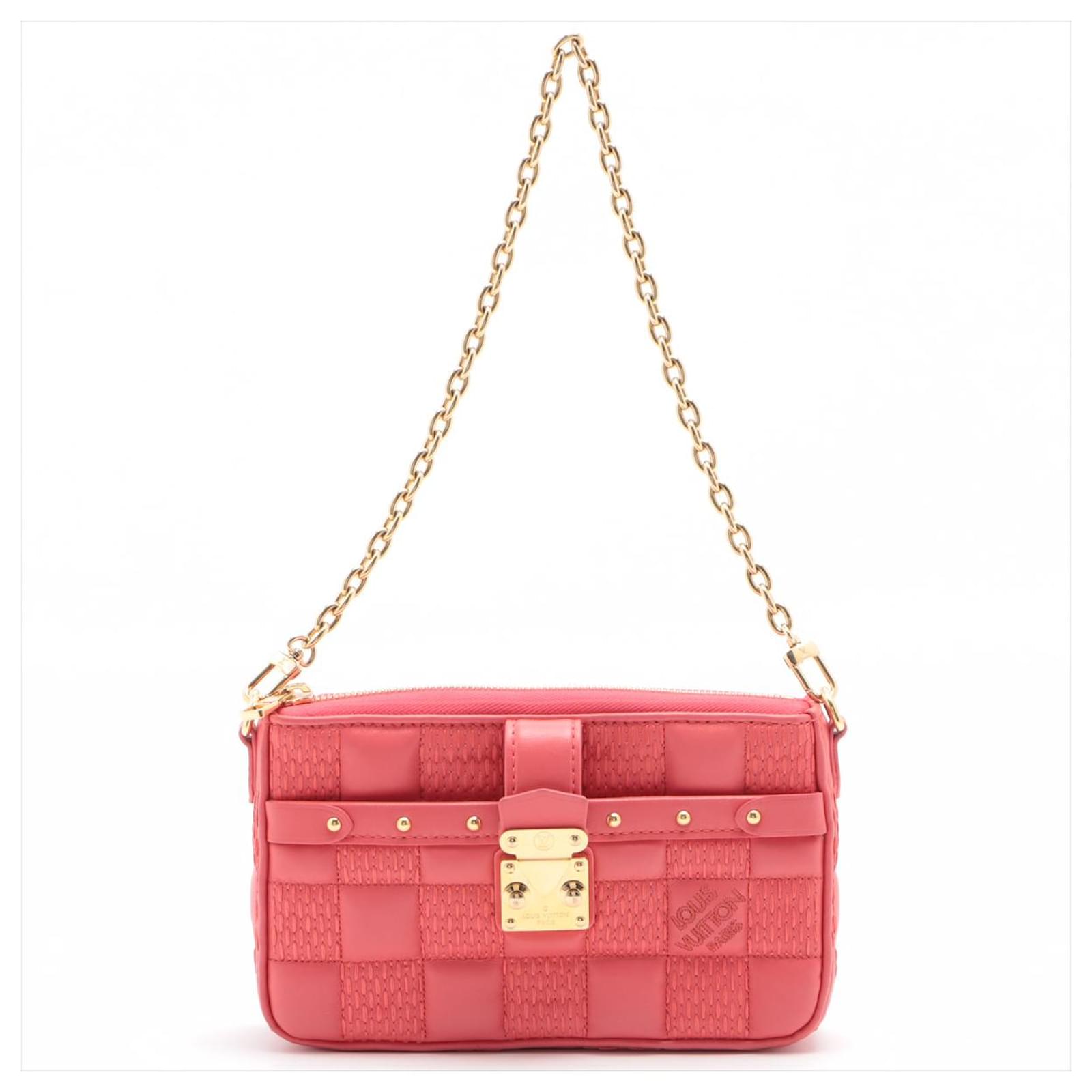 Louis Vuitton Pochette Troca Pink Leather ref.565139 - Joli Closet