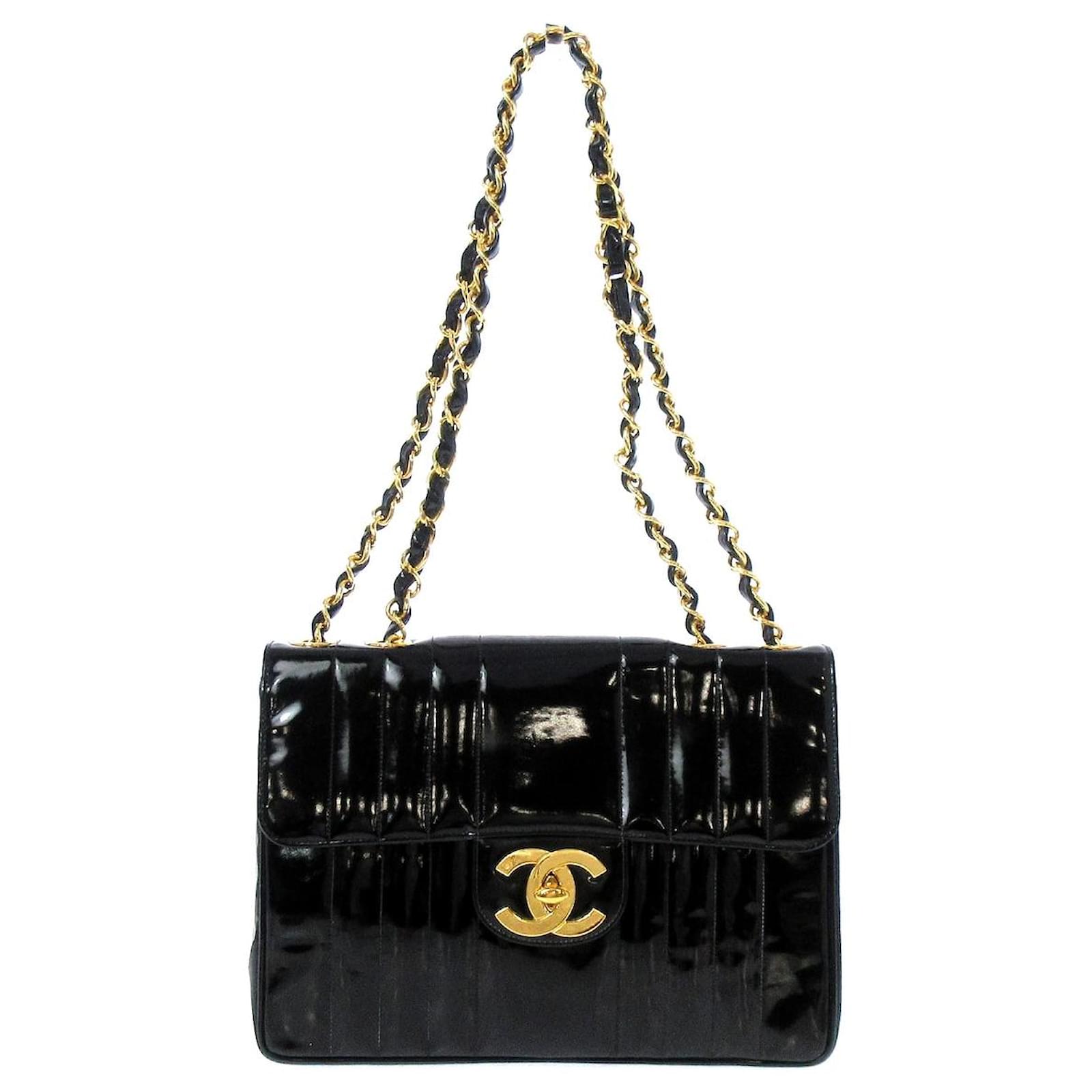 Chanel shoulder bag Black Patent leather ref.566053 Joli Closet