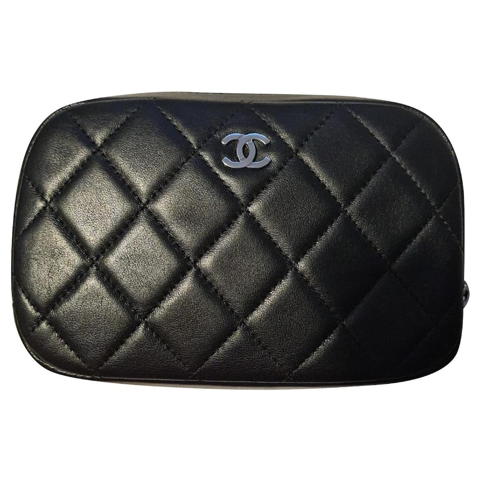 CHANEL Caviar Quilted Curvy Pouch Cosmetic Case Black 1301792
