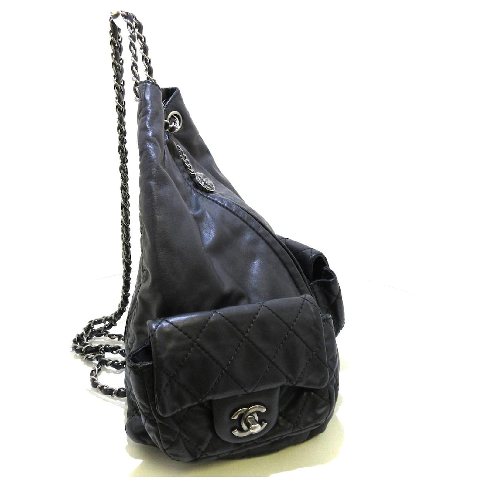 Chanel backpack Black Leather ref.566654 - Joli Closet