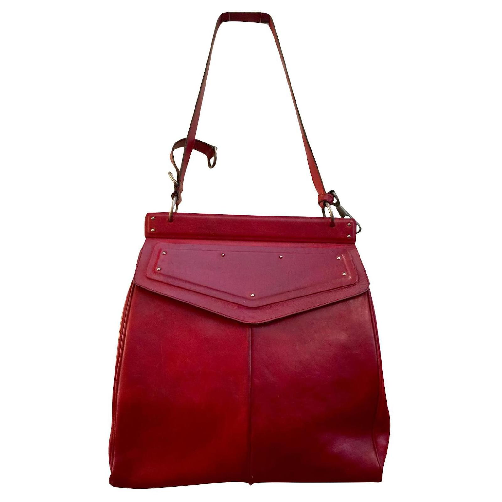 dark red shoulder bag