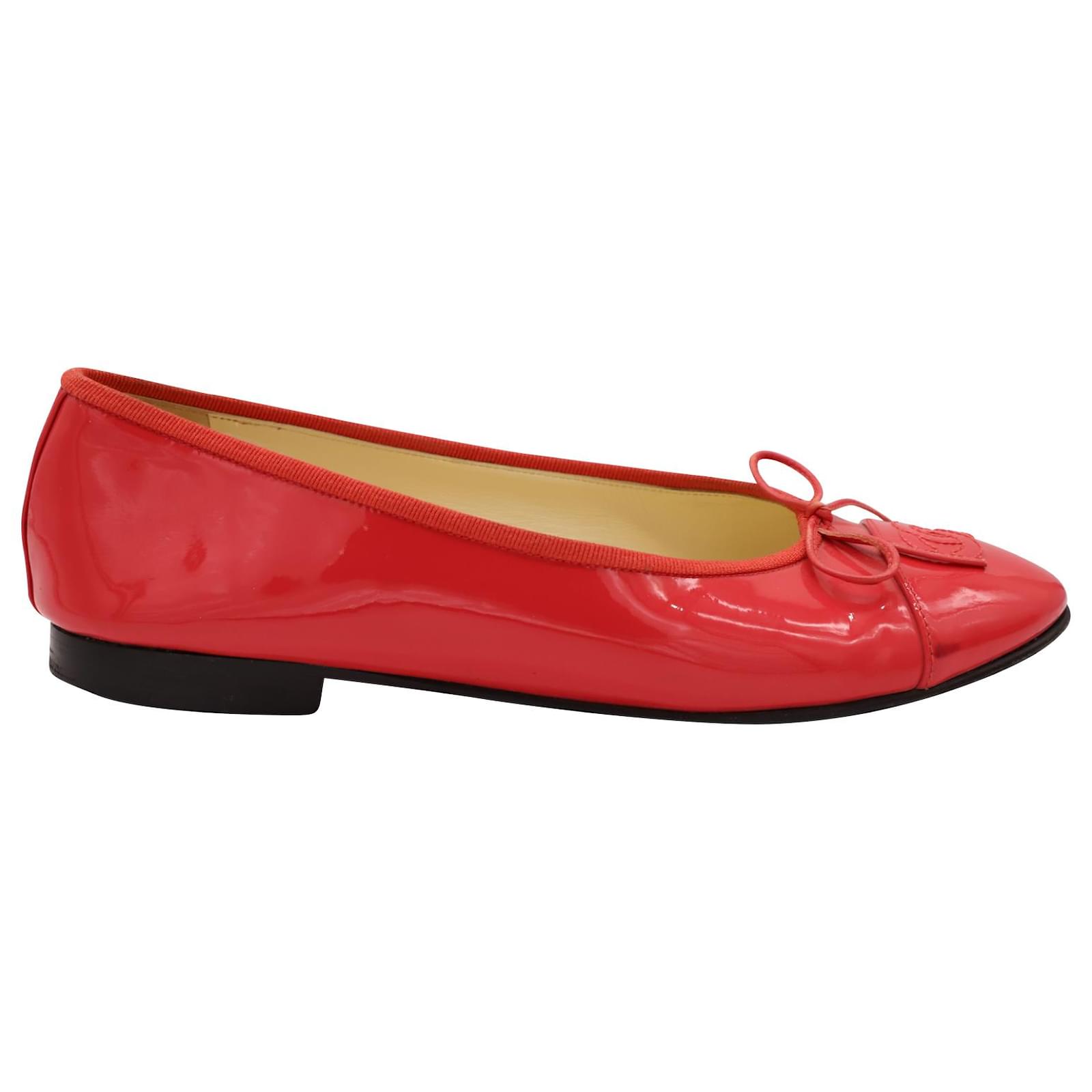 Chanel CC Cap Toe Ballet Flats in Light Red Patent Leather ref