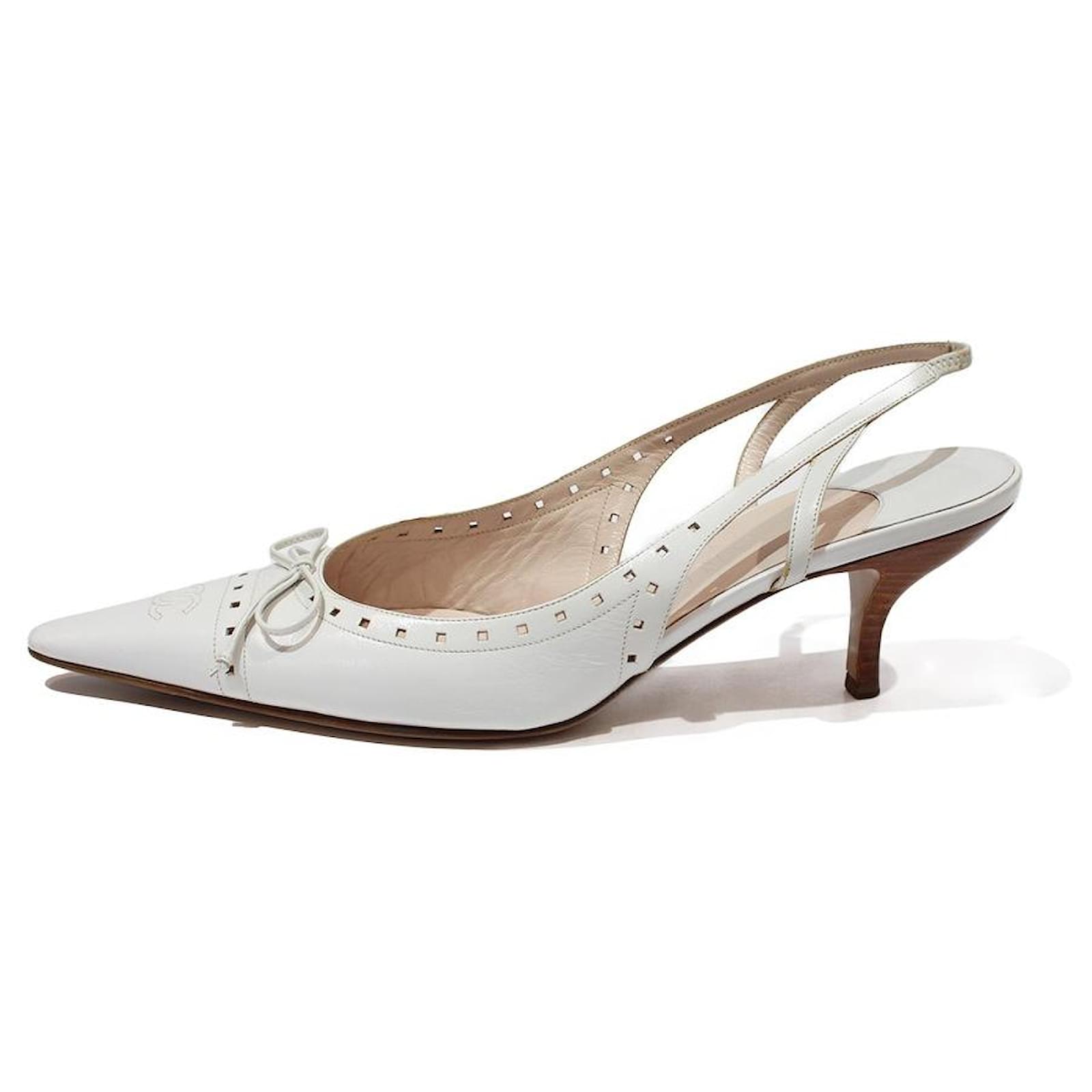Chanel Heels White Leather ref.568175 - Joli Closet