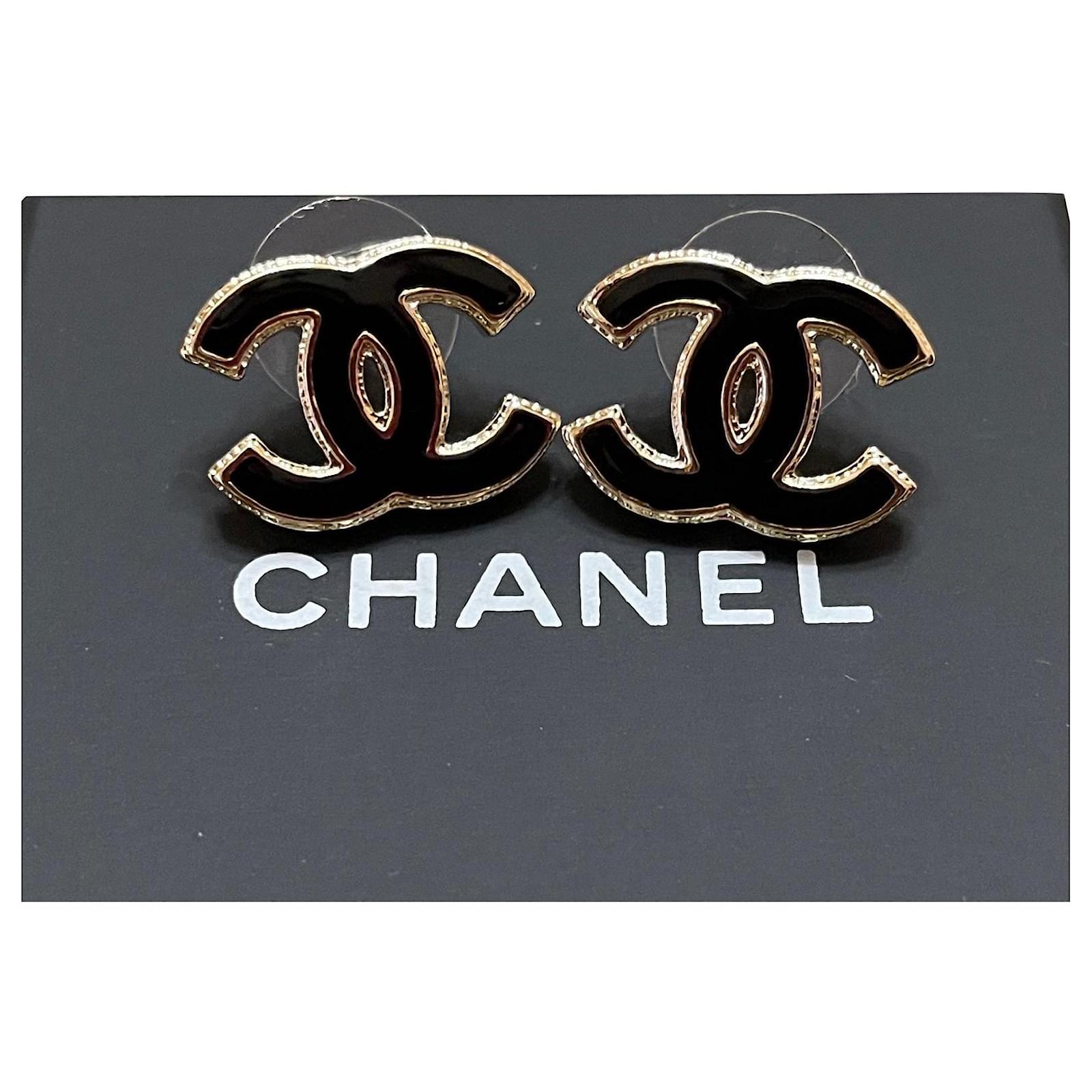 classic chanel brooch authentic