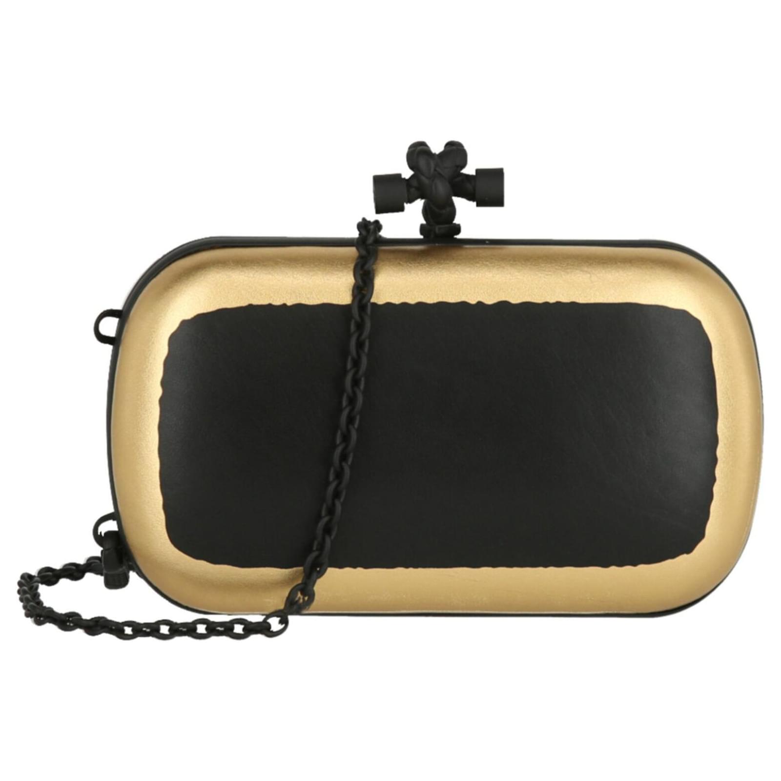 Bottega Veneta Pochette Knot Clutch Bag Black Leather ref.570205 - Joli ...