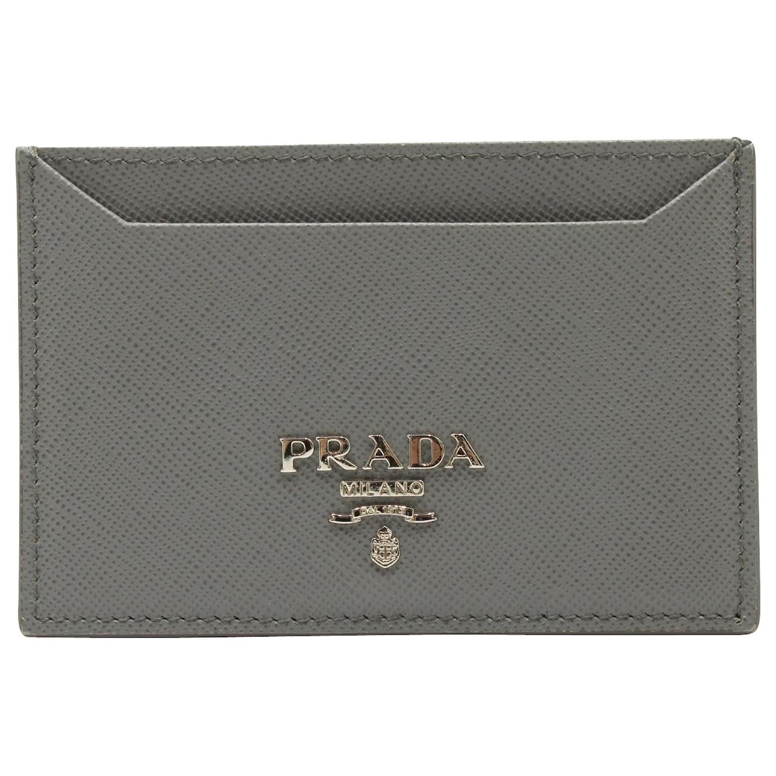 Prada Flat Business Card Holder in Grey Saffiano Leather ref.571043 Joli Closet