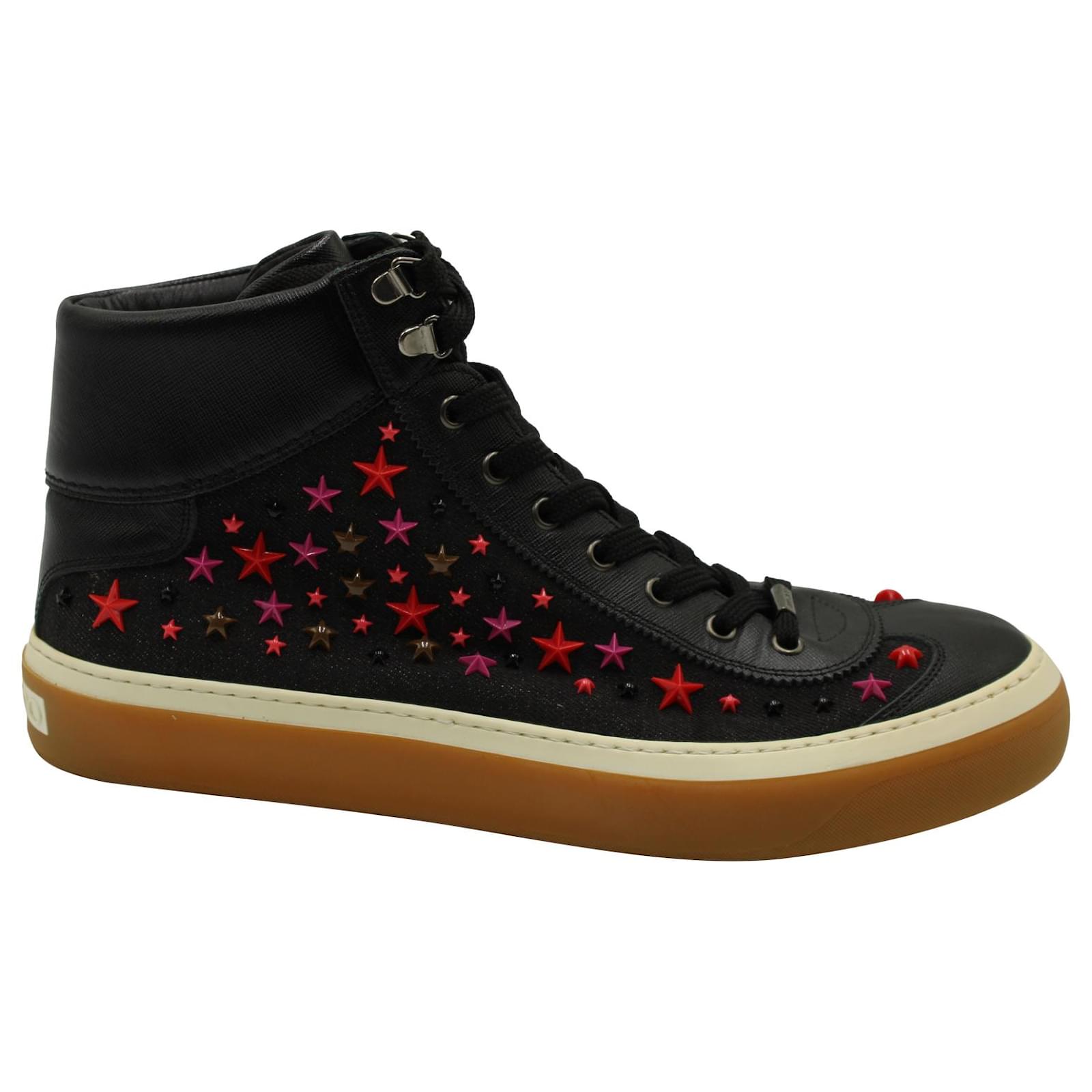 Jimmy Choo Star Stud High Top Sneakers en cuero negro