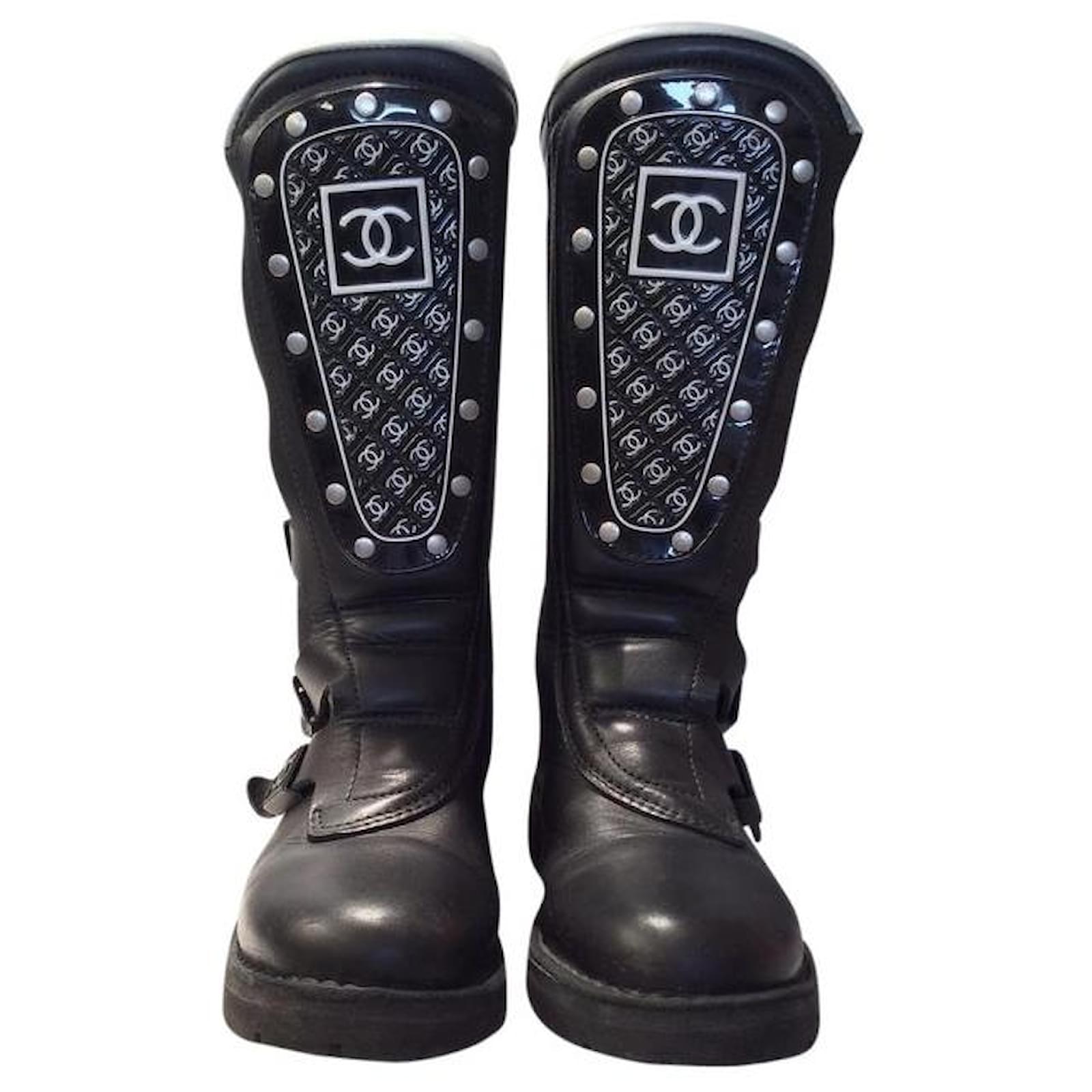 CHANEL VINTAGE 90'S BLACK LEATHER CC LACE UP COMBAT OTK TALL BOOTS IT 39