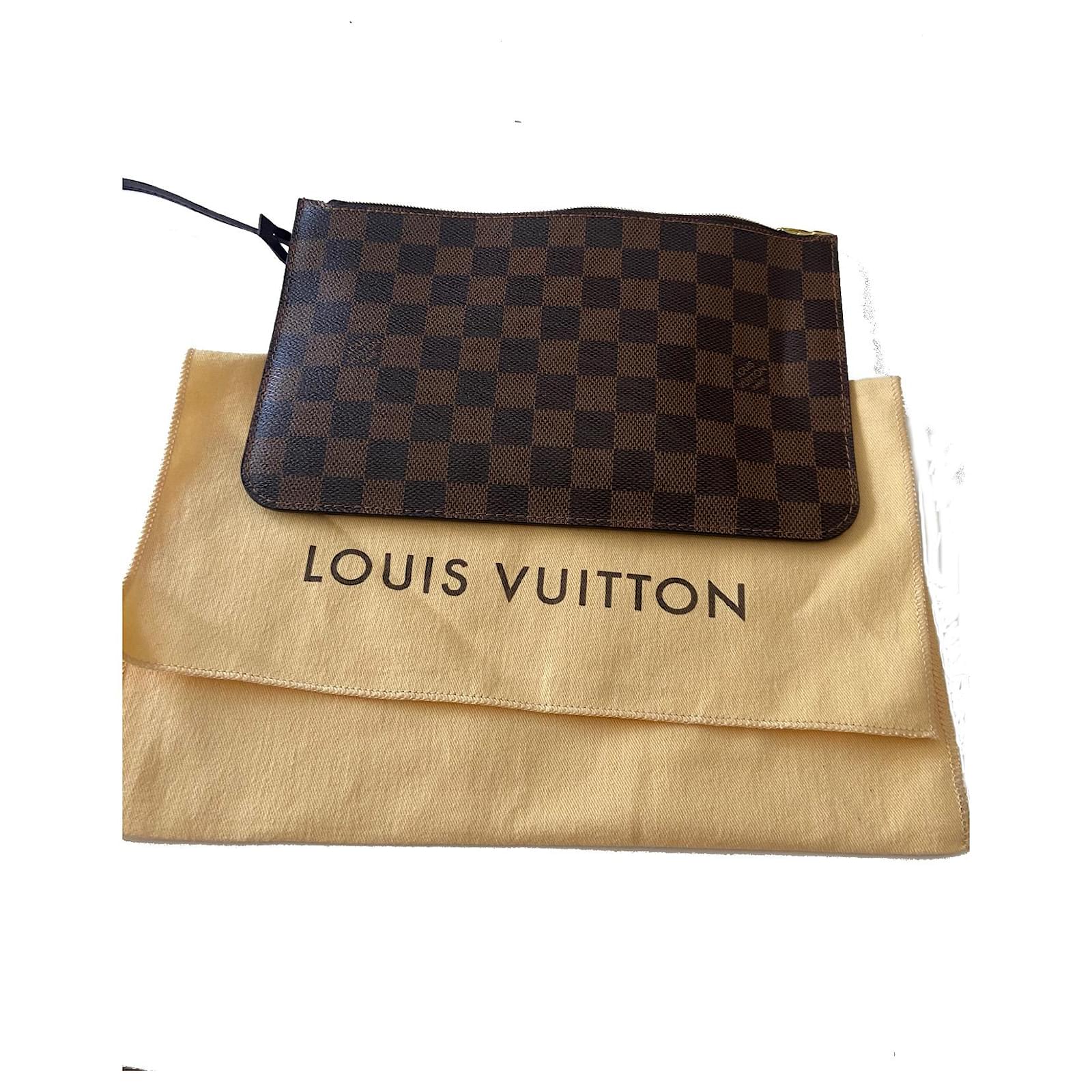 Louis Vuitton Neverfull pochette Dark brown Cloth ref.572471 - Joli Closet