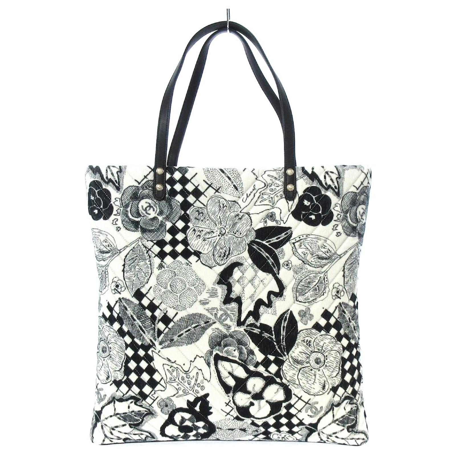 Chanel tote bag Velvet ref.574872 - Joli Closet