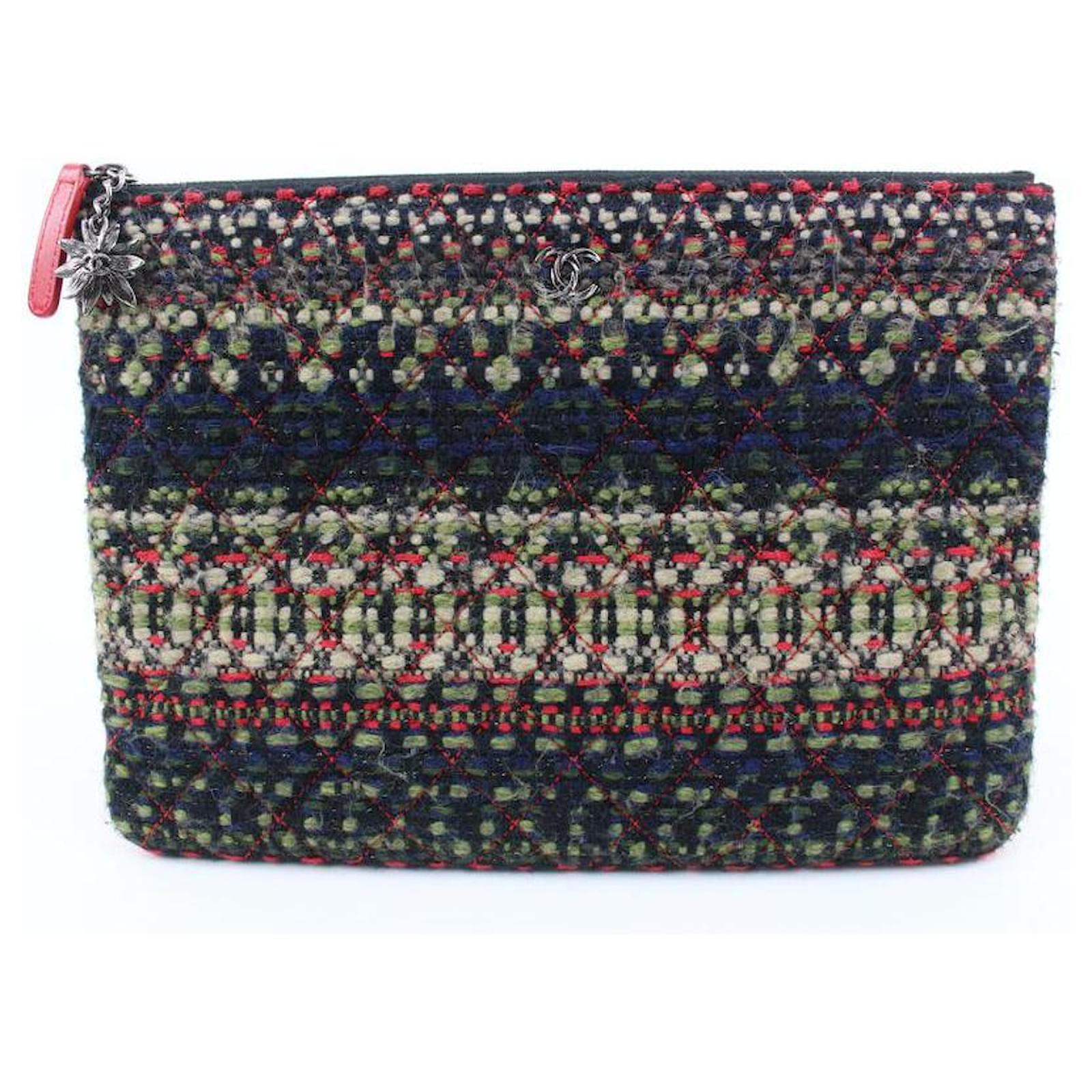 Chanel Pochette zippée en tweed tissé multicolore O-Case Pochette