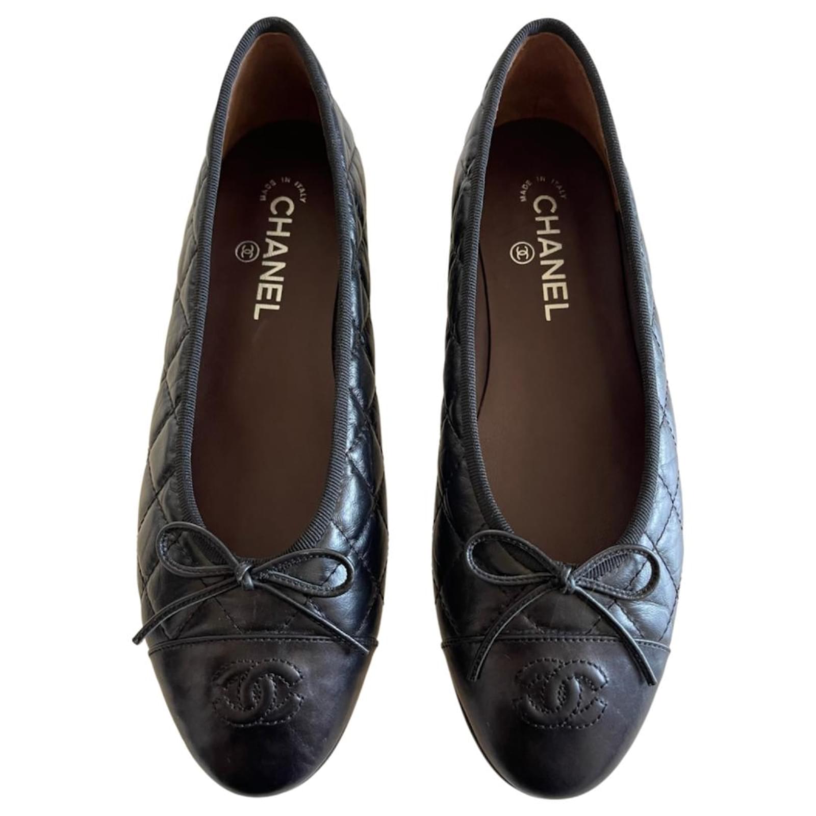 Chanel Ballet Flats Black Leather Ref.576783 - Joli Closet