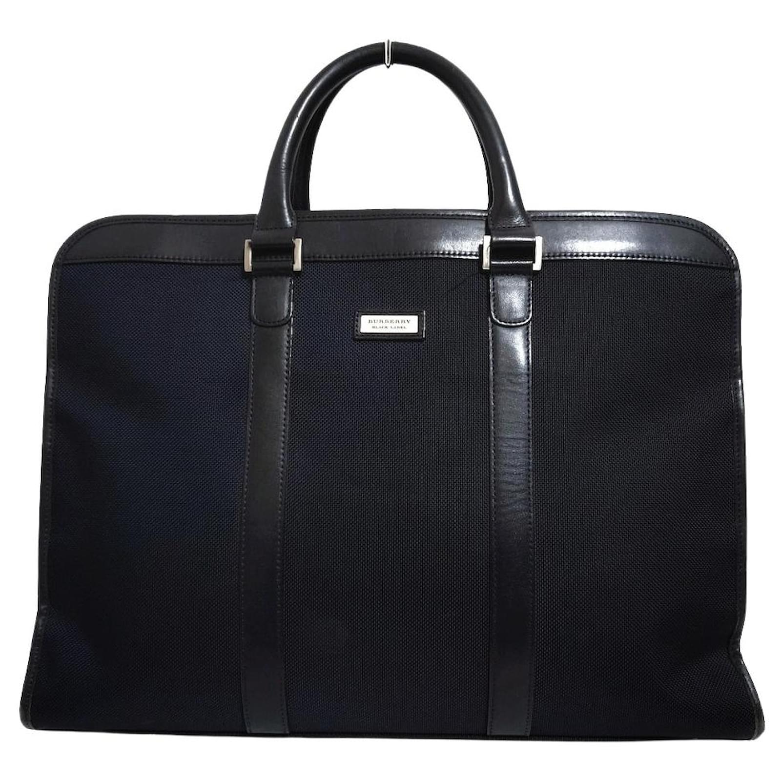 Burberry Travel Bag Black Leather ref.579053 Joli Closet