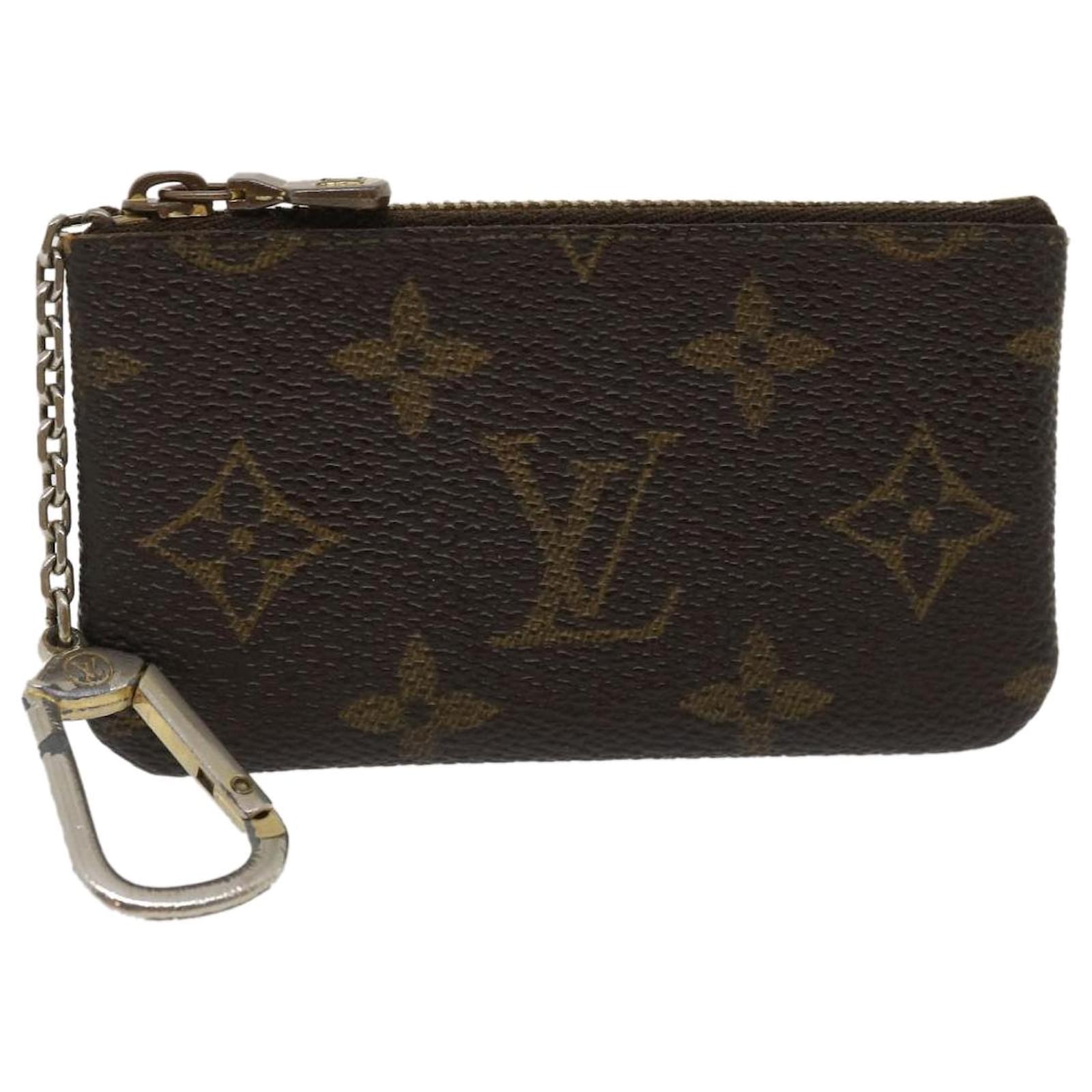 Louis Vuitton Monogram Key Pouch Cles Holder