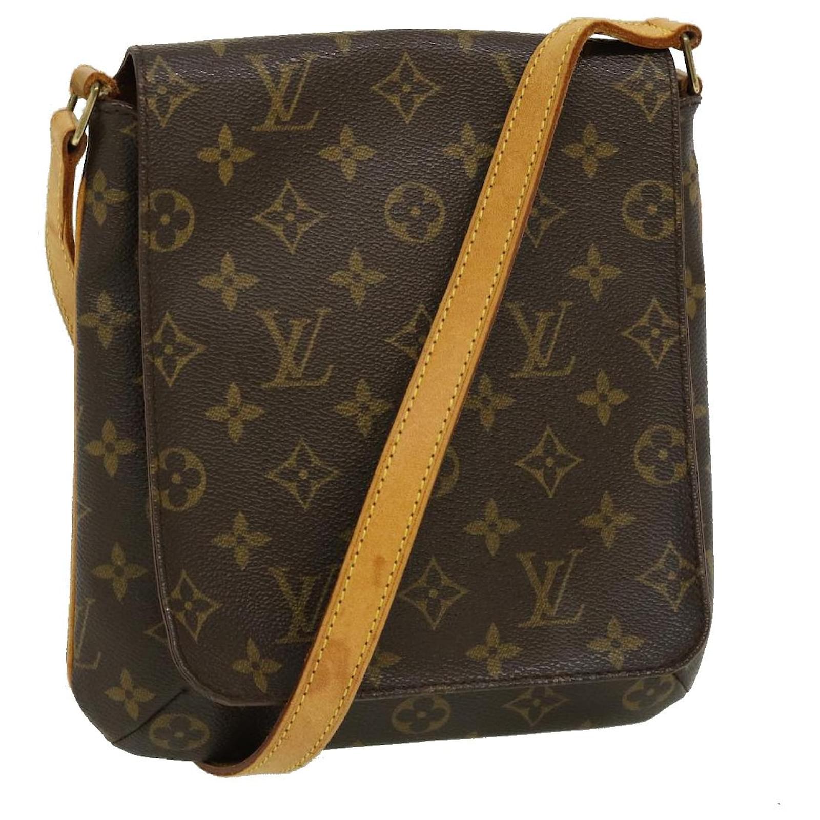 Louis Vuitton Musette Salsa Long Crossbody Monogram Shoulder Bag Leather  Purse