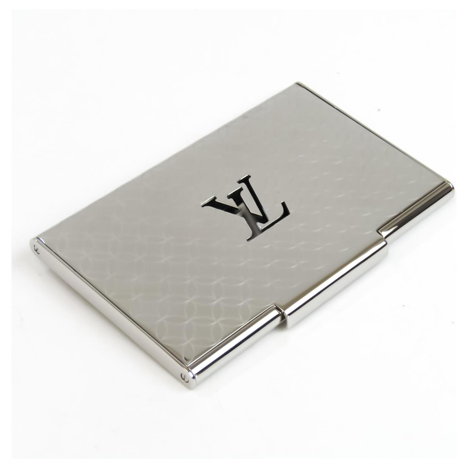 Louis Vuitton Bag accessory Silvery Metal ref.503402 - Joli Closet