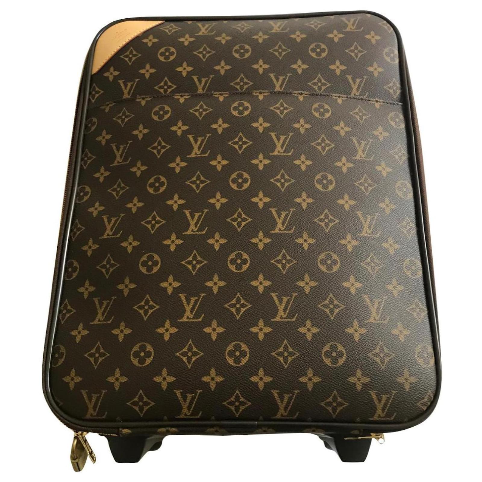 Louis Vuitton Pegasus monogram Brown Synthetic ref.581699 - Joli
