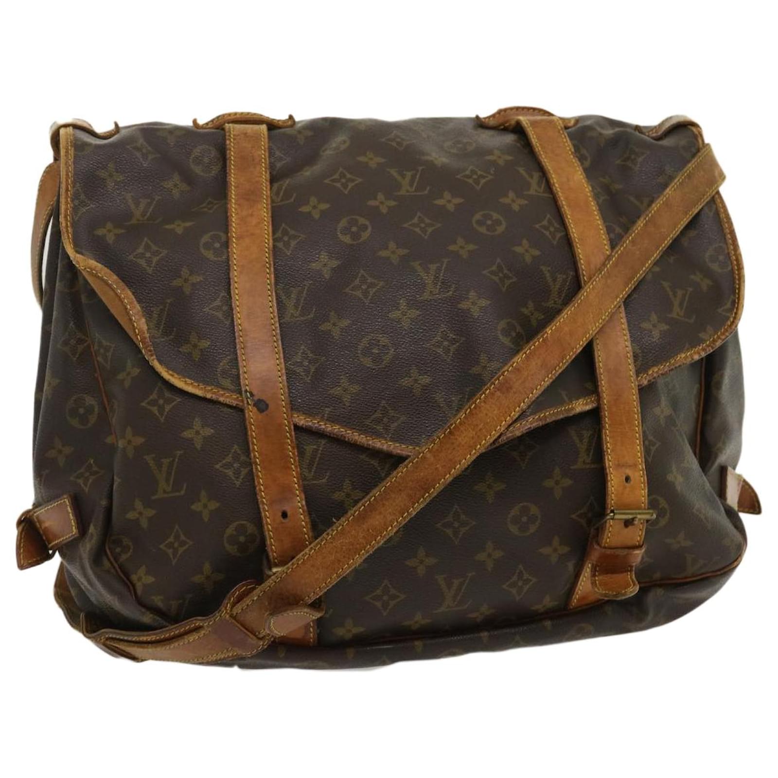 LOUIS VUITTON Monogram Saumur 43 Shoulder Bag