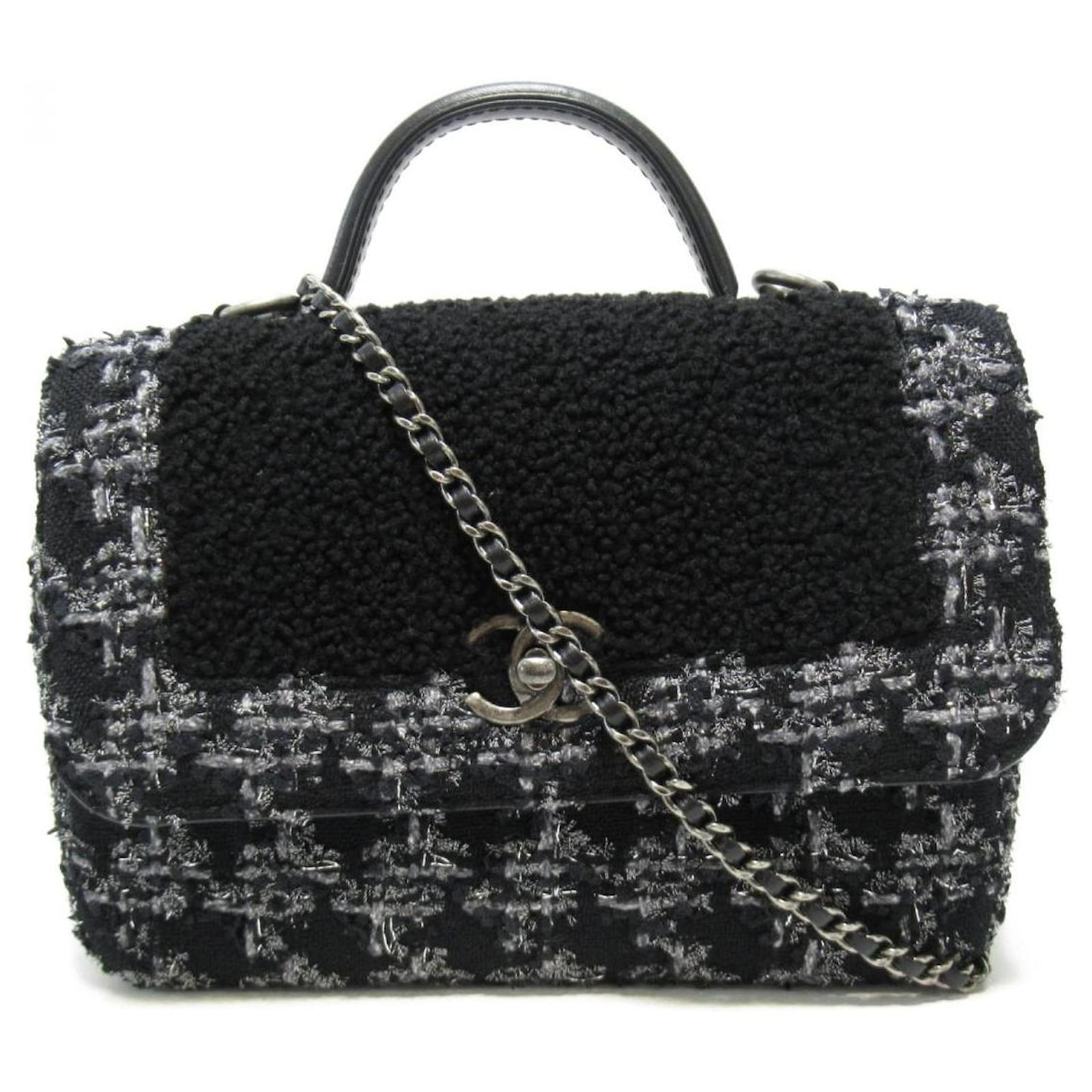 Chanel Coco Handle Black Tweed ref.589615 - Joli Closet