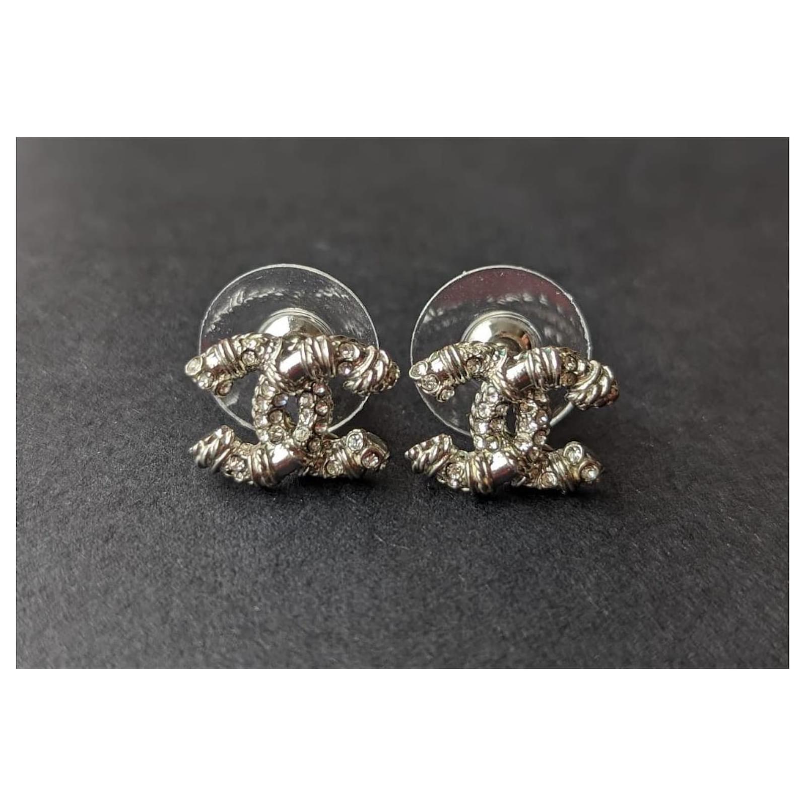 chanel cc mini stud earrings