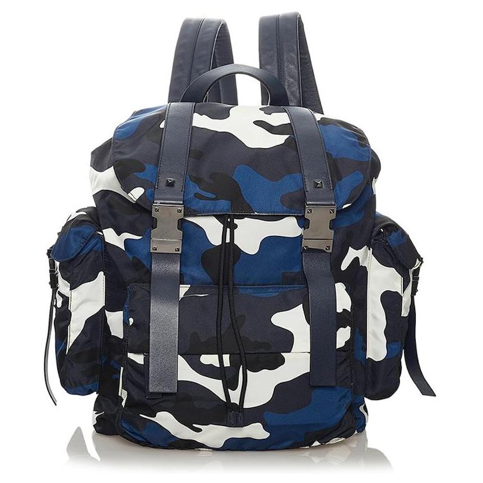 Valentino Camouflage Nylon Backpack Blue ref.590637 - Joli Closet