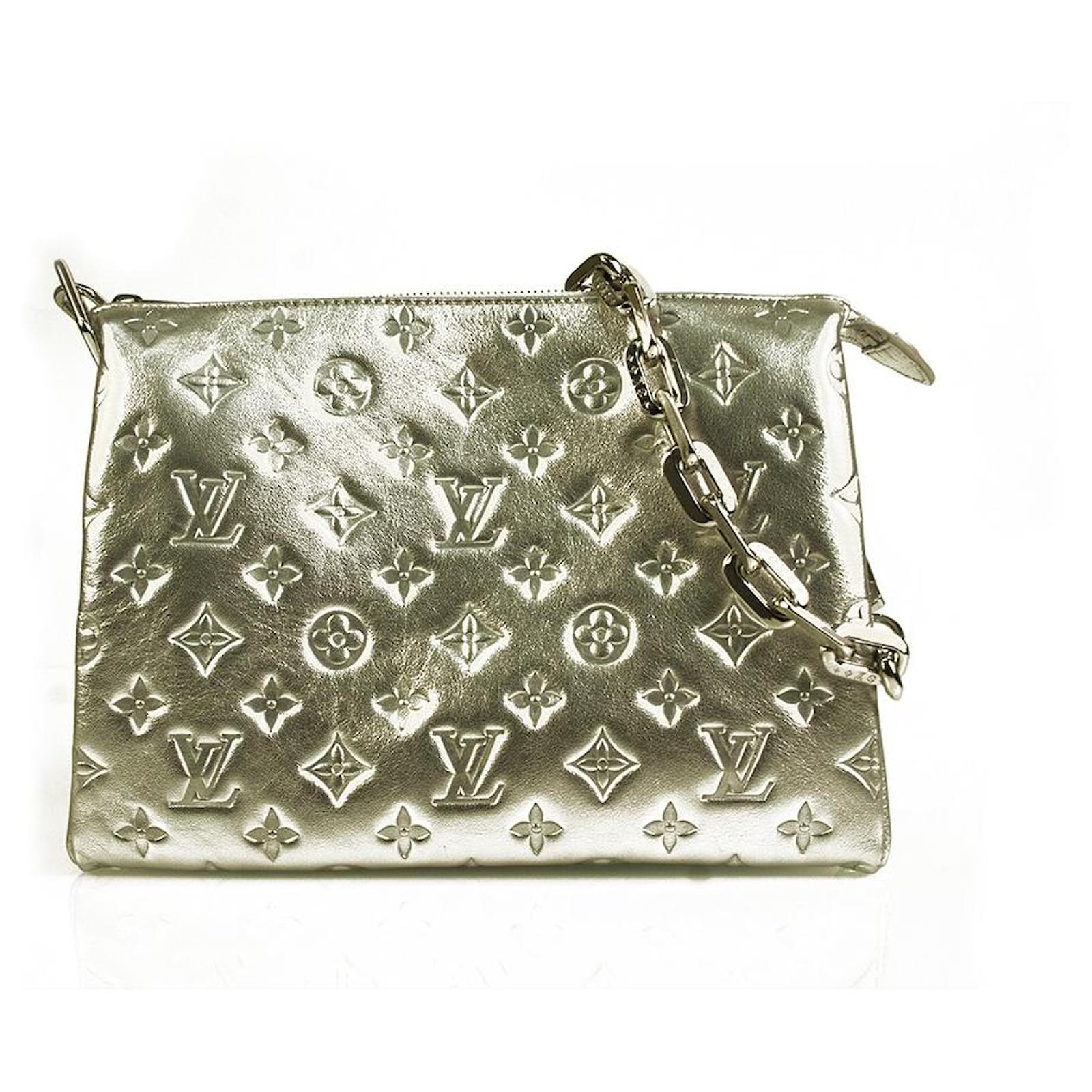 Louis Vuitton Limited Edition Coussin Monogram Embossed Puffy PM Silver  Lambskin Shoulder bag Silvery Leather ref.591260 - Joli Closet