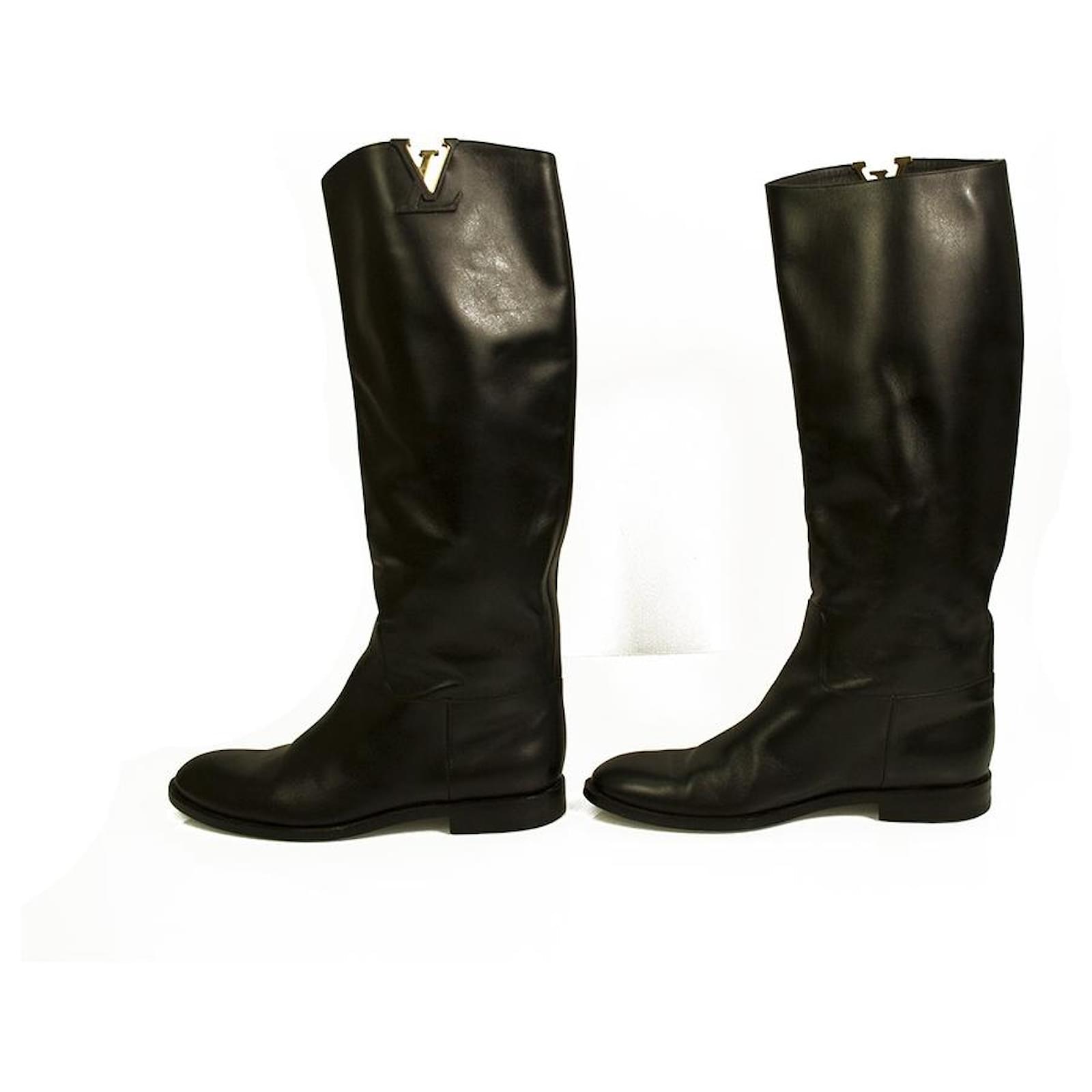 Louis Vuitton black leather knee height boots with LV logo 2,5cm low heels  40 ref.591422 - Joli Closet