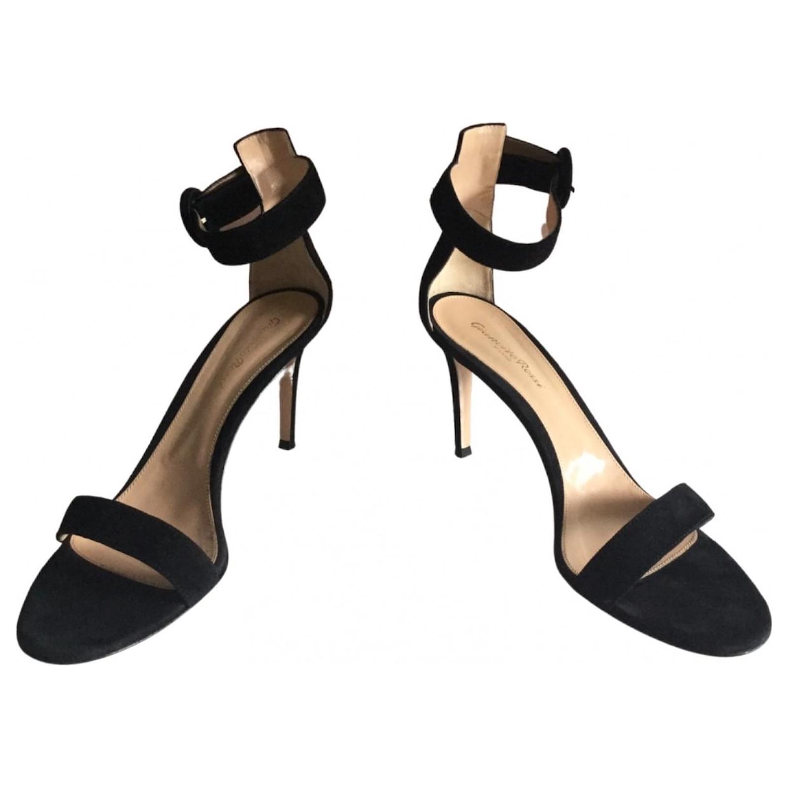 gianvito rossi portofino sale