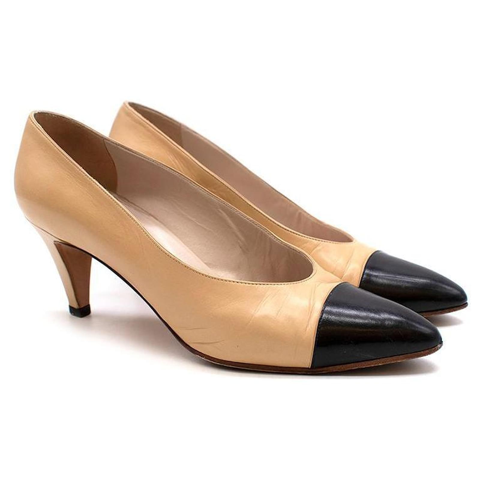 Chanel Nude & black leather toe cap heeled pumps Beige ref.595707 - Joli  Closet