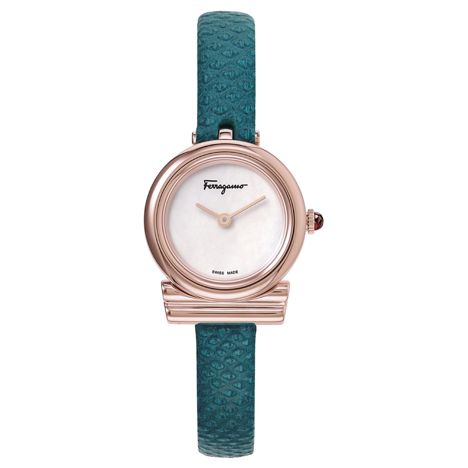 Salvatore Ferragamo Reloj Gancini Slim de piel Joli