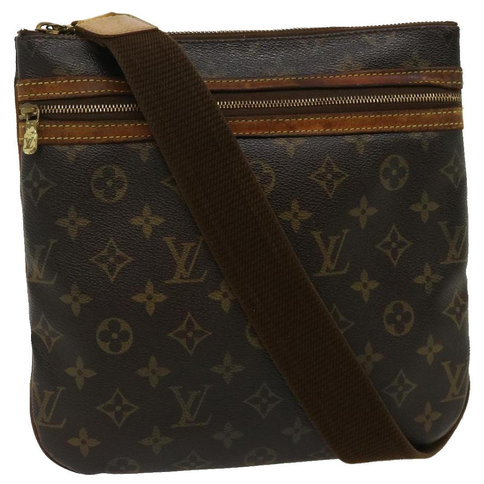 LOUIS VUITTON Monnogram Pochette Bosphore Shoulder Bag M40044 LV Auth rz393  Cloth ref.598249 - Joli Closet