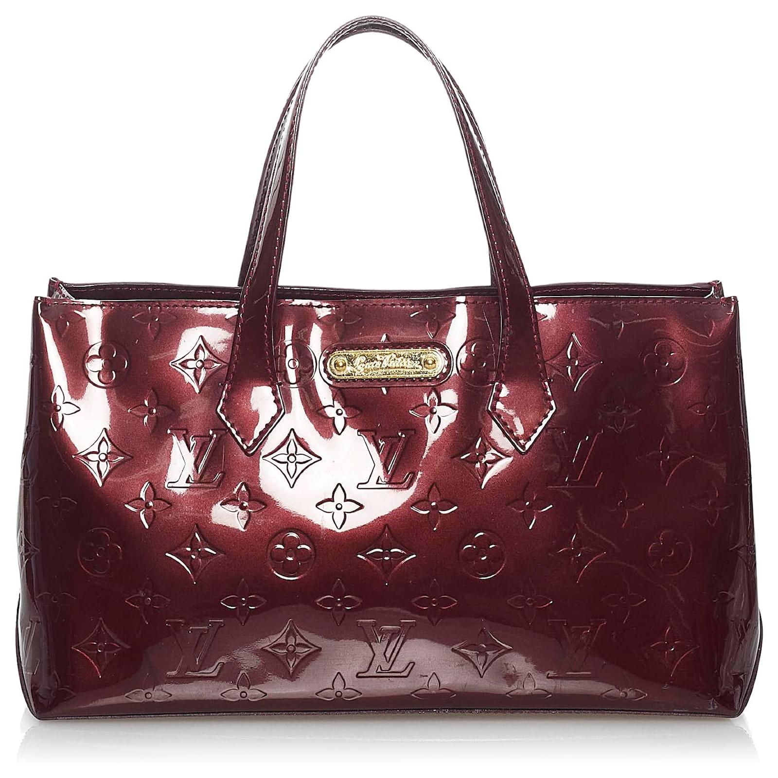 Review on my Louis Vuitton Wilshire PM in Vernis Leather 