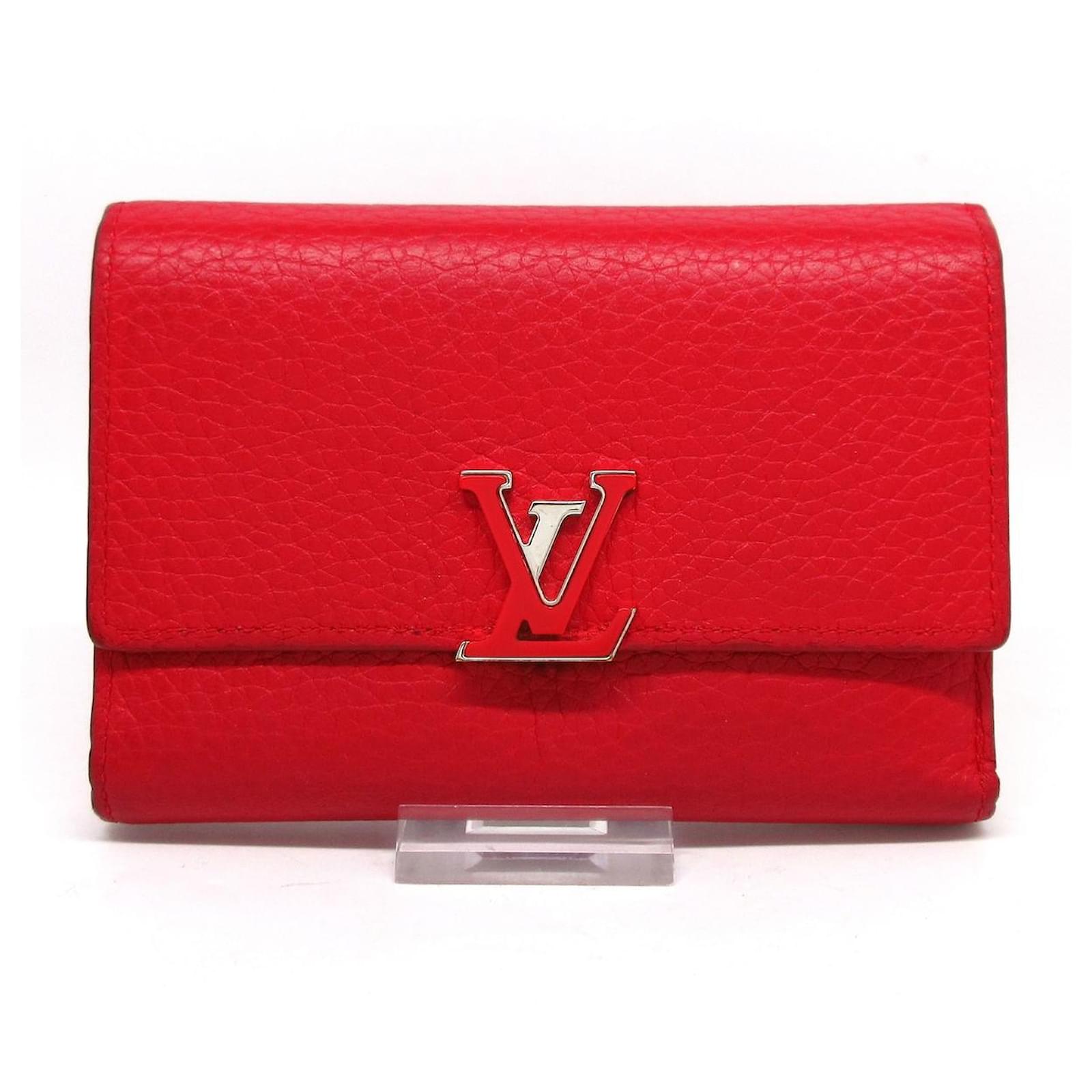 Capucines Louis Vuitton Handbags Red Leather ref.42960 - Joli Closet