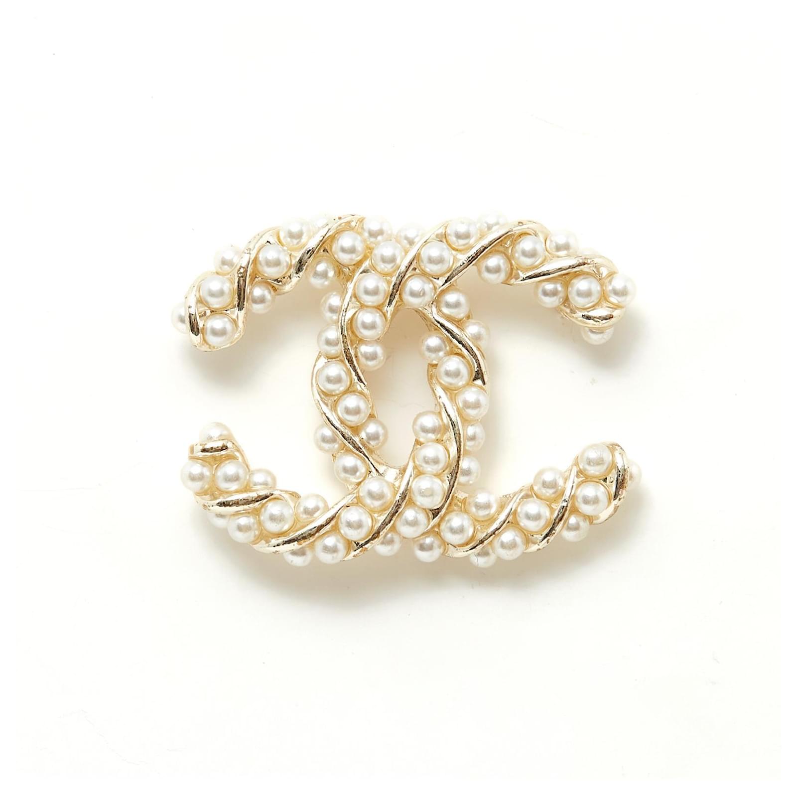 Chanel CC GOLDEN M PEALRS TWIST Metal ref.605392 - Joli Closet