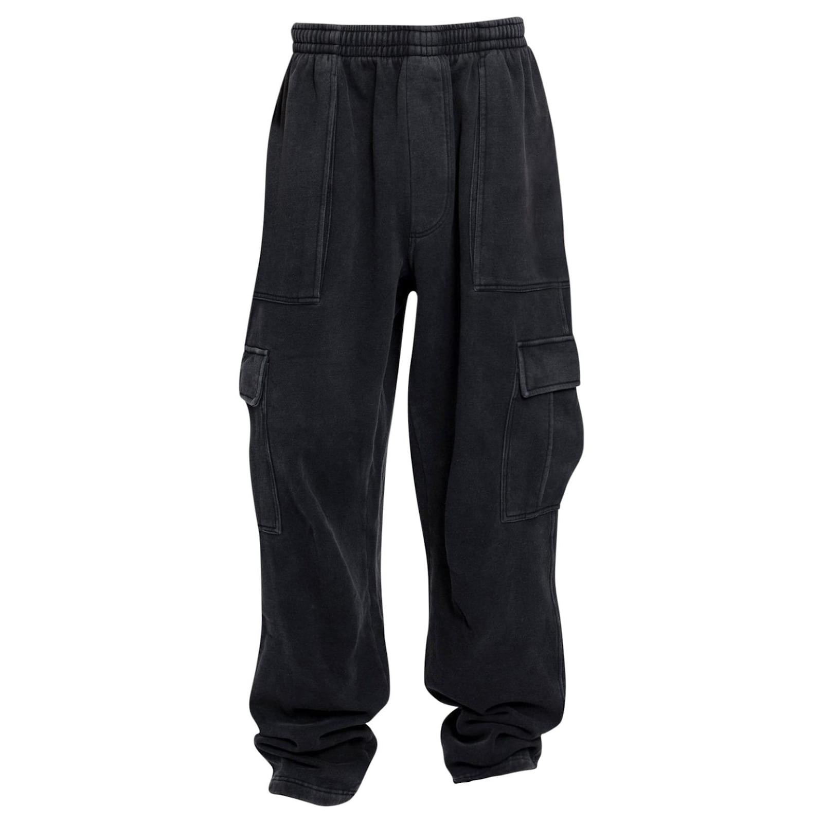 【関税&送料込】Balenciaga Black Cargo Pants In Cotton Blend Wide cotton-blend cargo pants in black - Balenciaga | Mytheresa