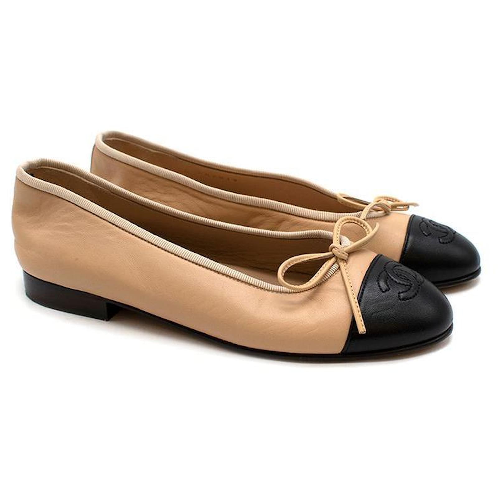 Nude 2024 chanel flats