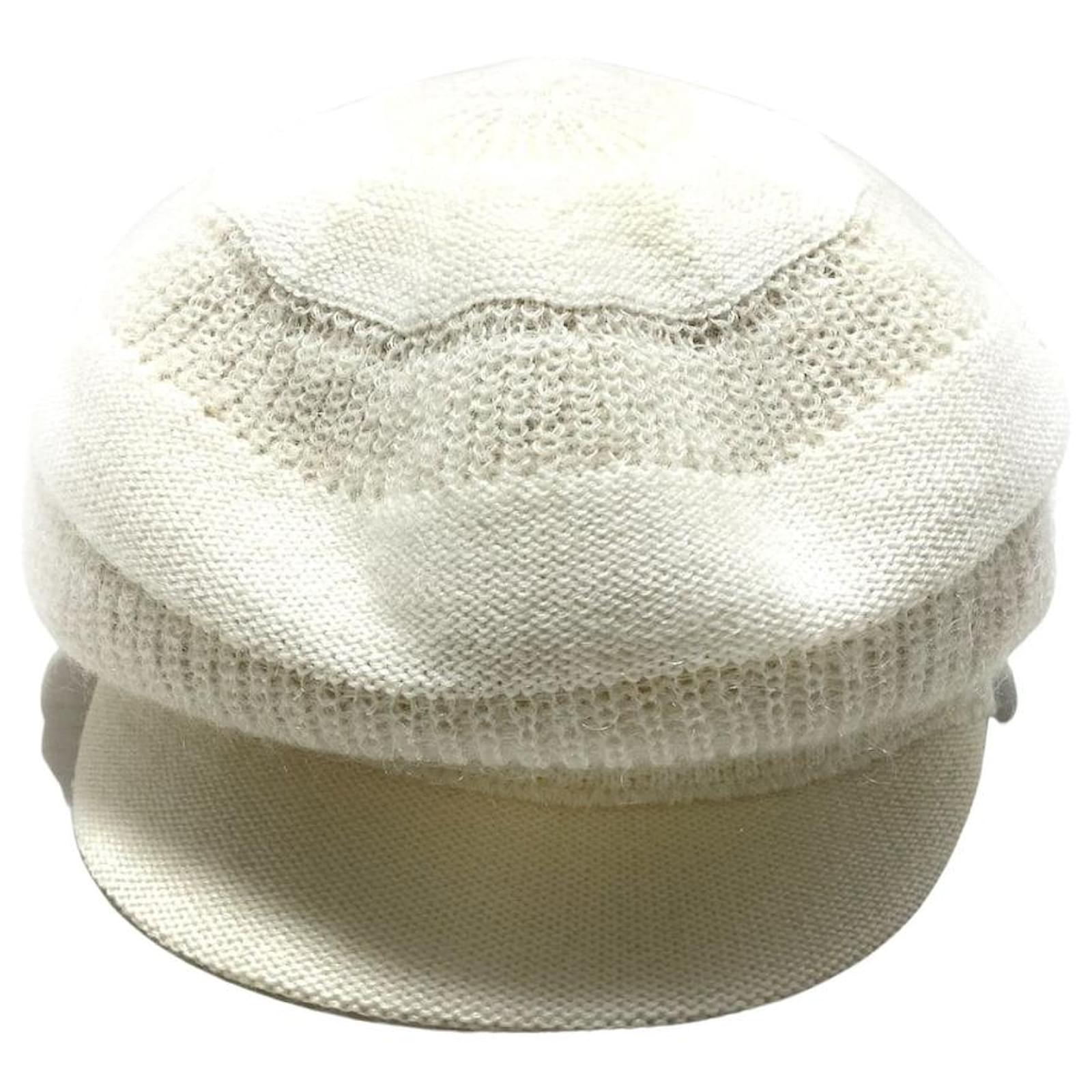BURBERRY Cream Wool ref.613295 - Joli Closet