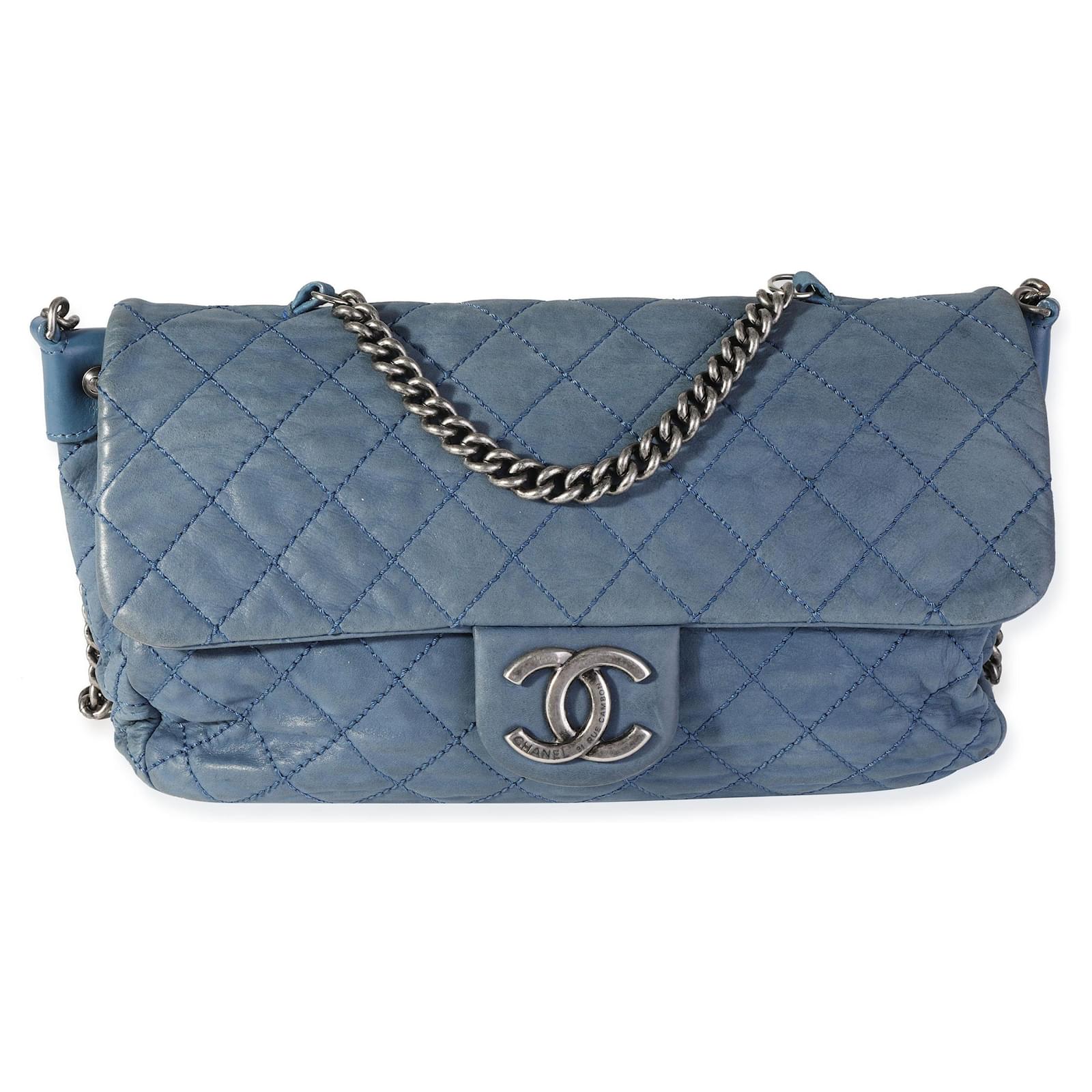 Chanel Blue Quilted Iridescent calf leather Medium Coco Daily Flap