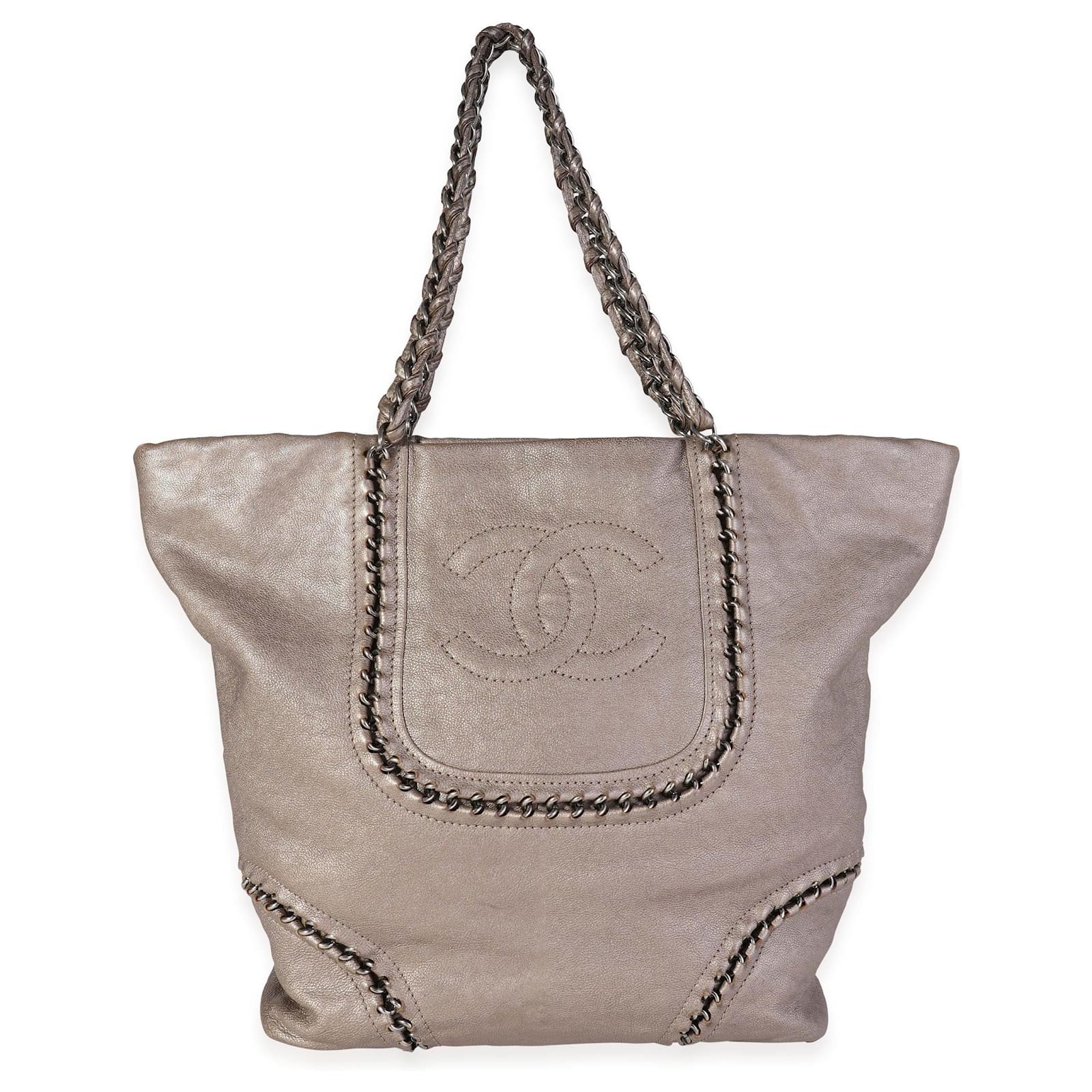 CHANEL, Bags, Chanel Luxe Ligne Tote