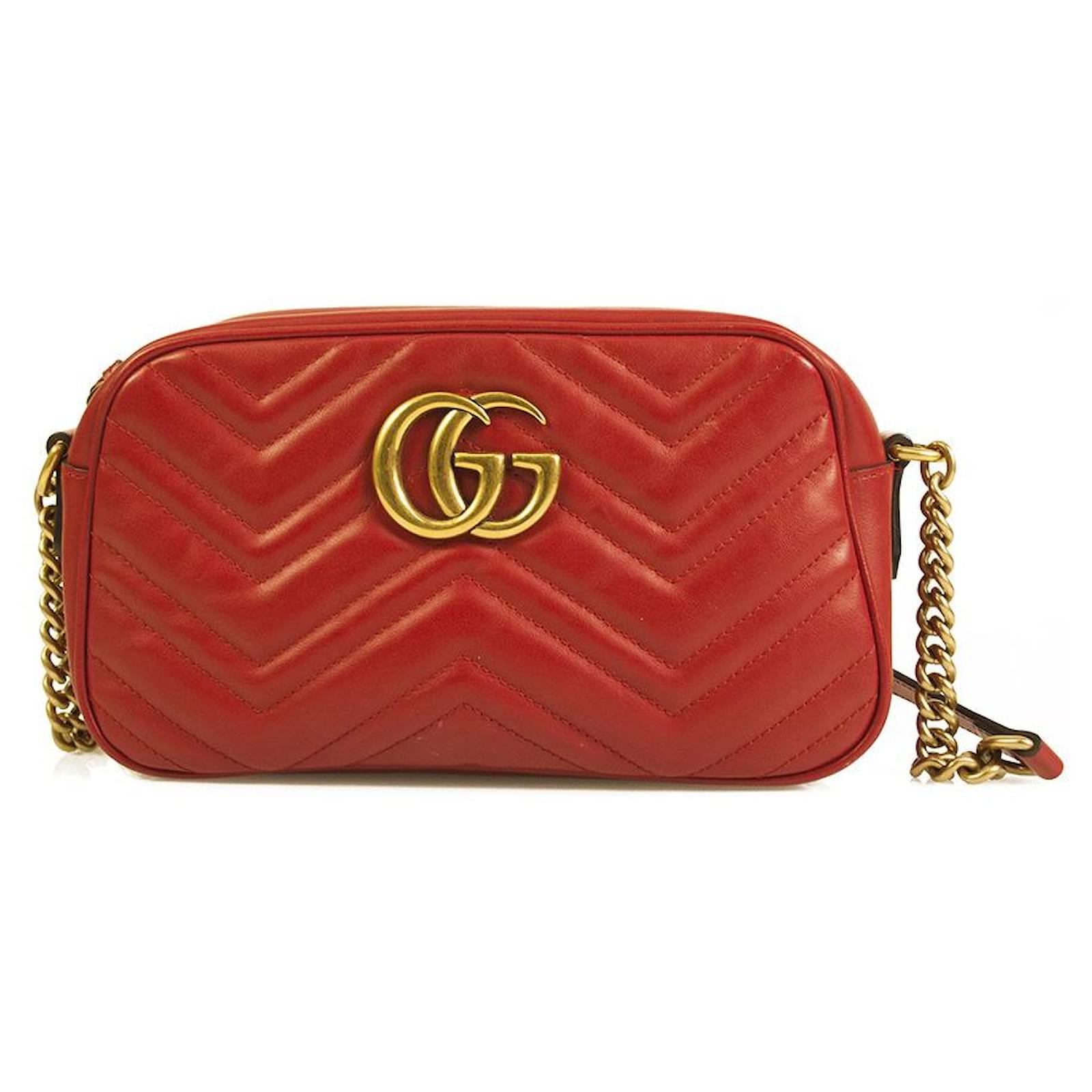 GG Marmont small shoulder bag in red leather