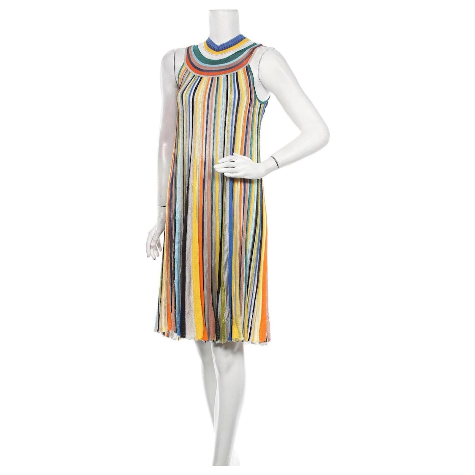 1970s Missoni Dress with Gold at 1stDibs | missoni 1970s, missoni gold ...
