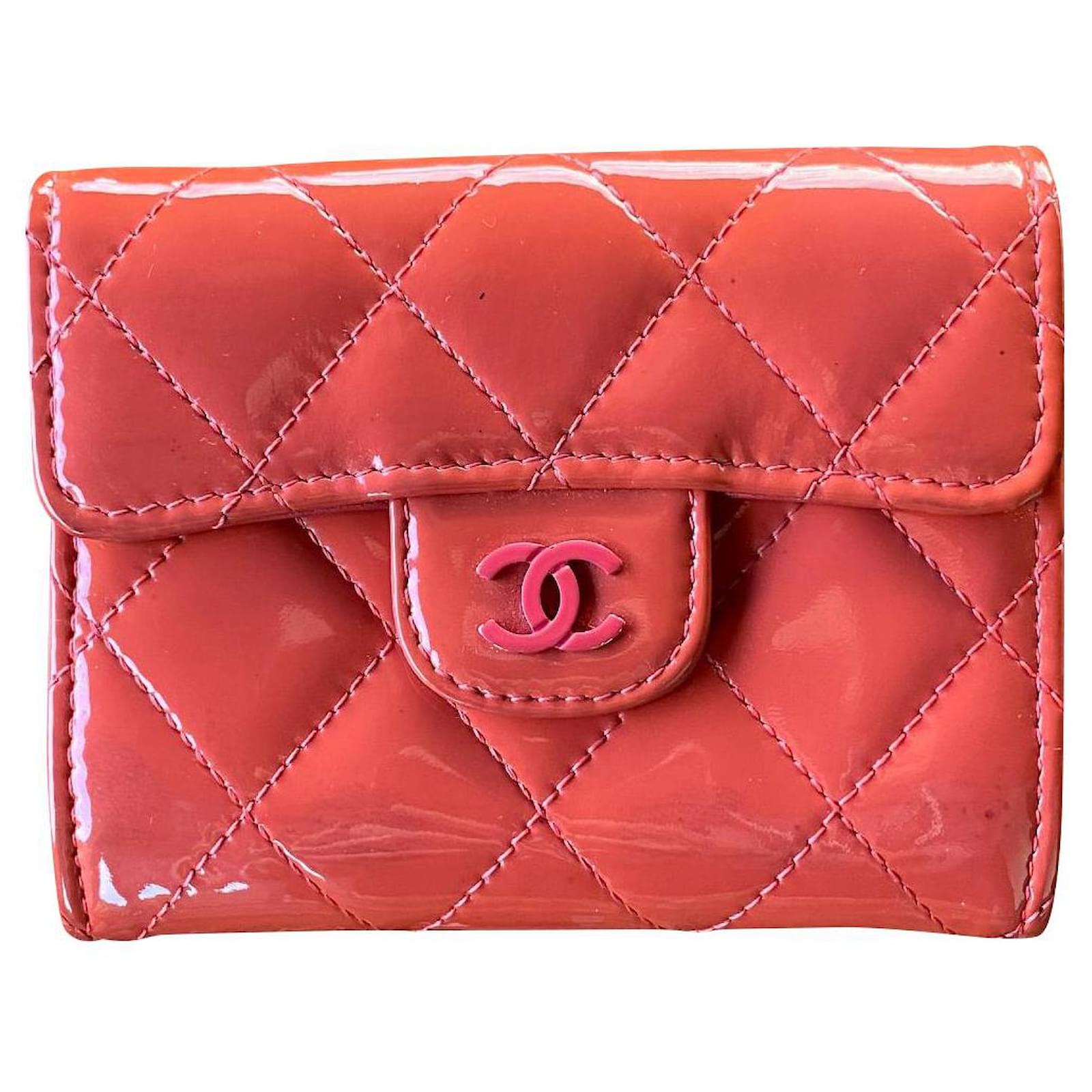 Patent leather card wallet Chanel Red in Patent leather - 35360907