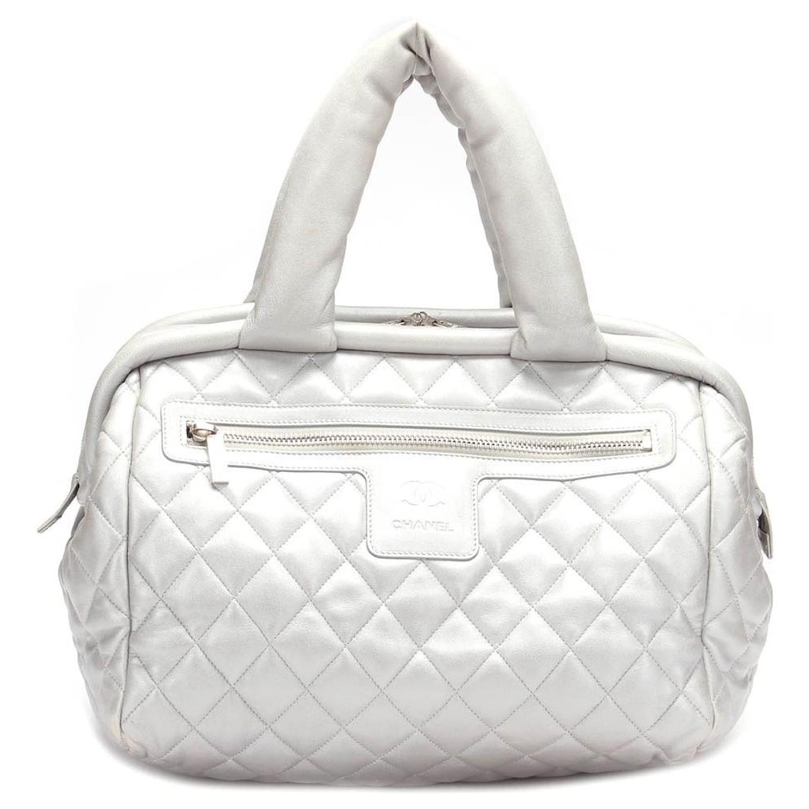 Chanel Matelasse Coco Cocoon Bag Silvery Lambskin ref.617329 - Joli Closet