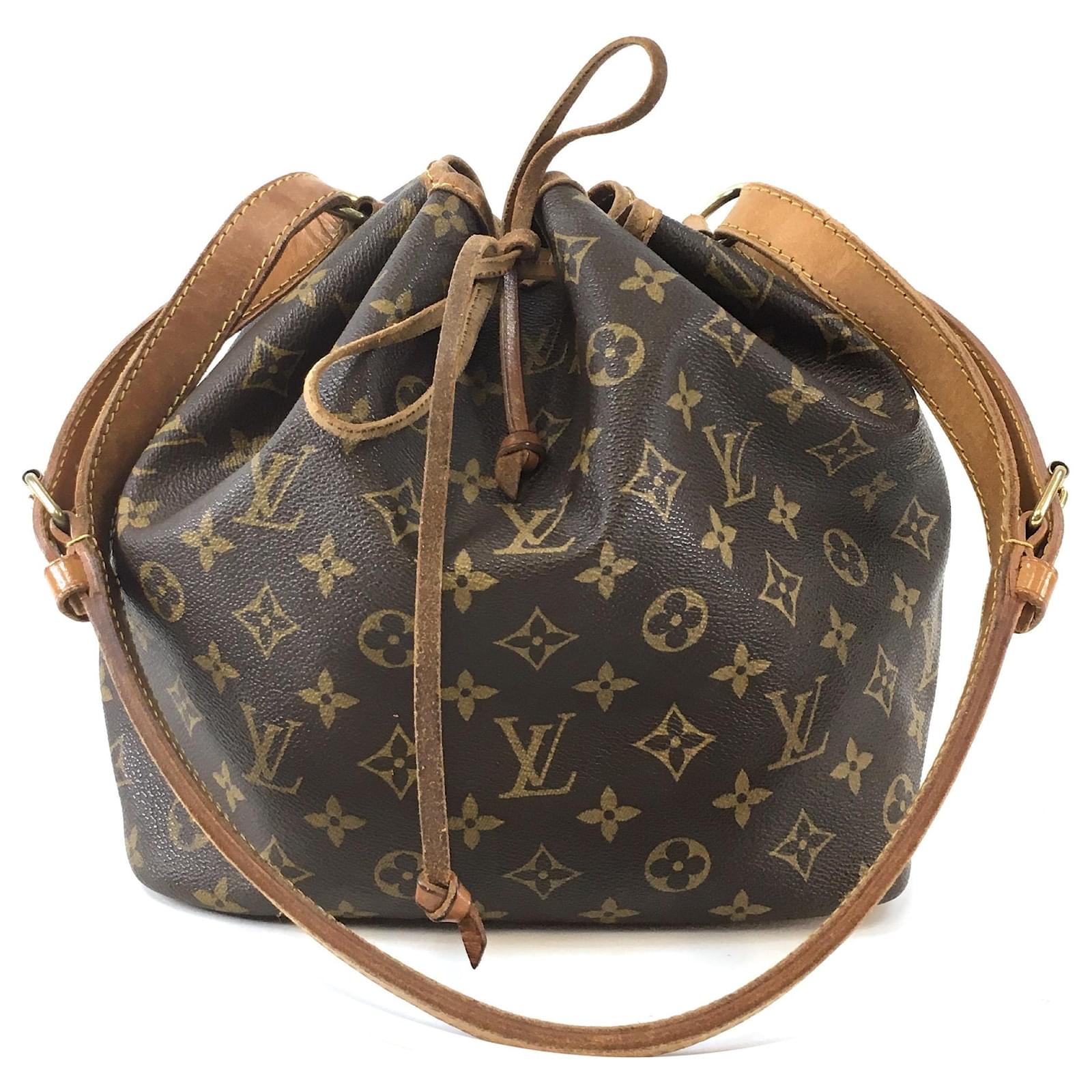 Louis Vuitton Petite Bucket Bag in Brown