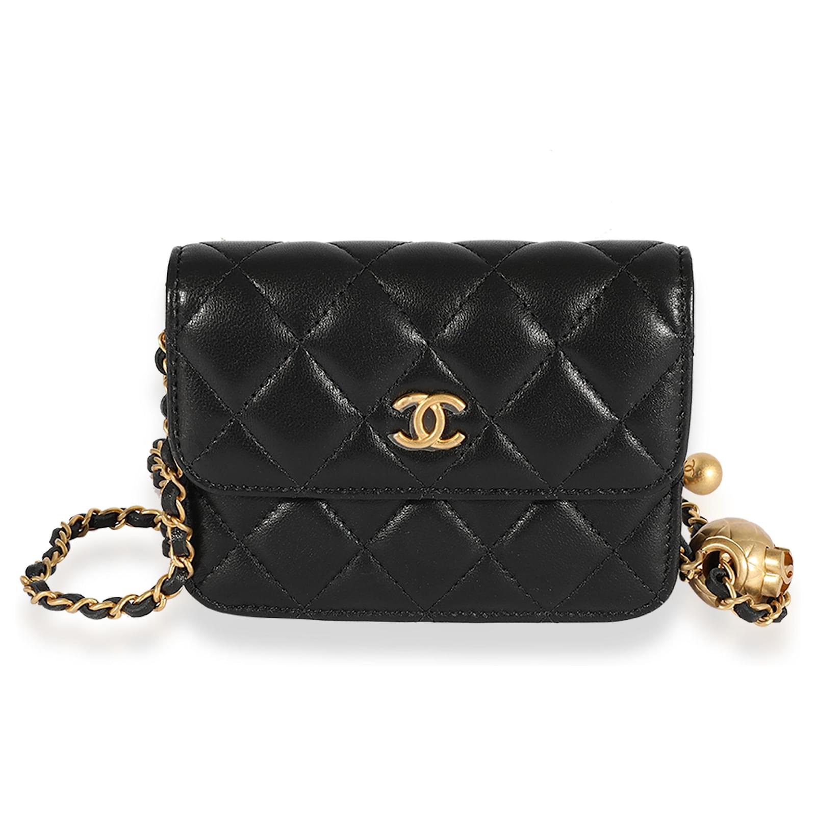 Chanel Black Quilted Lambskin Pearl Crush Clutch With Chain Leather  ref.622696 - Joli Closet