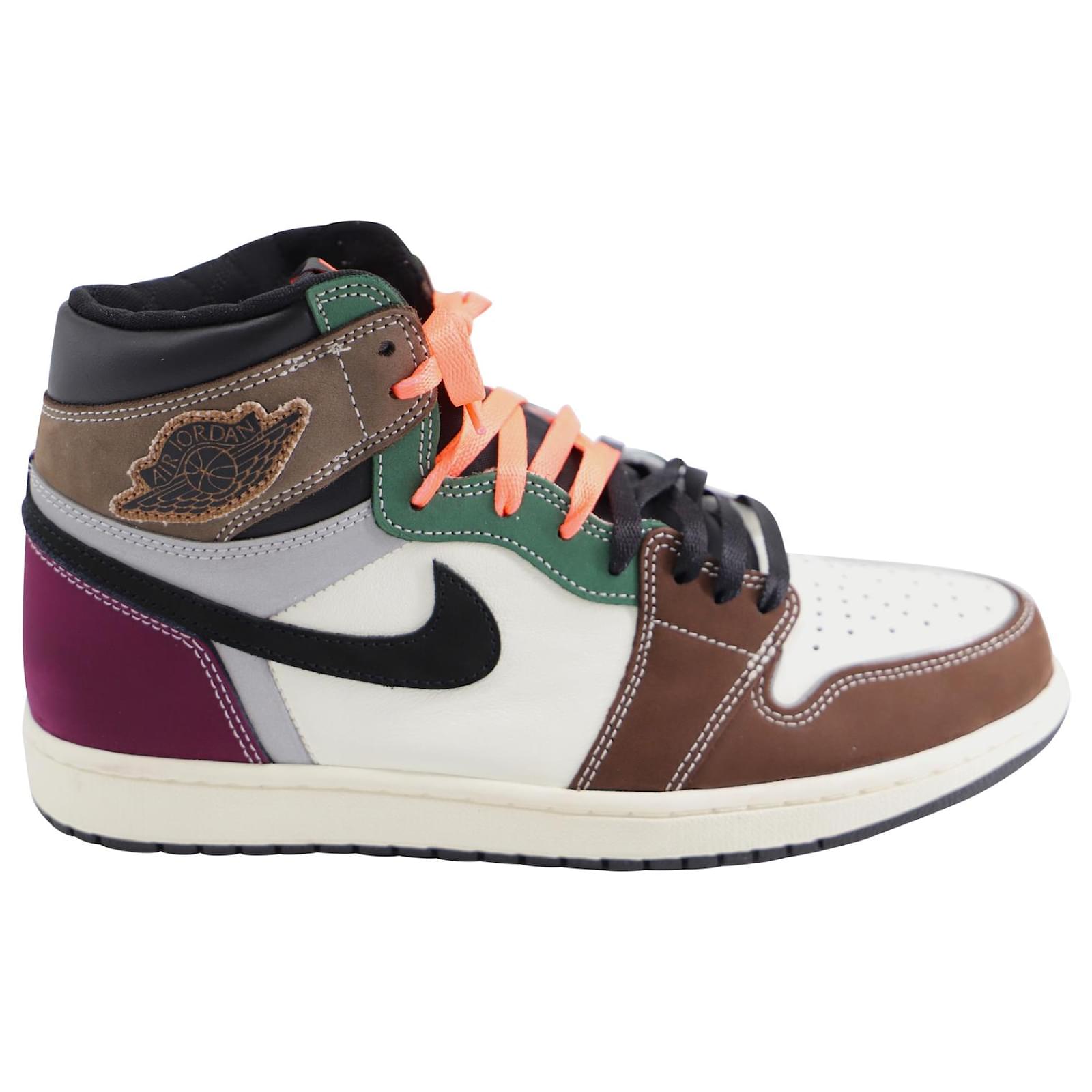 Alfabeto Continuación Contando insectos Nike Air Jordan 1 Zapatillas Retro High OG en cuero marrón Archaeo  Multicolor ref.623309 - Joli Closet