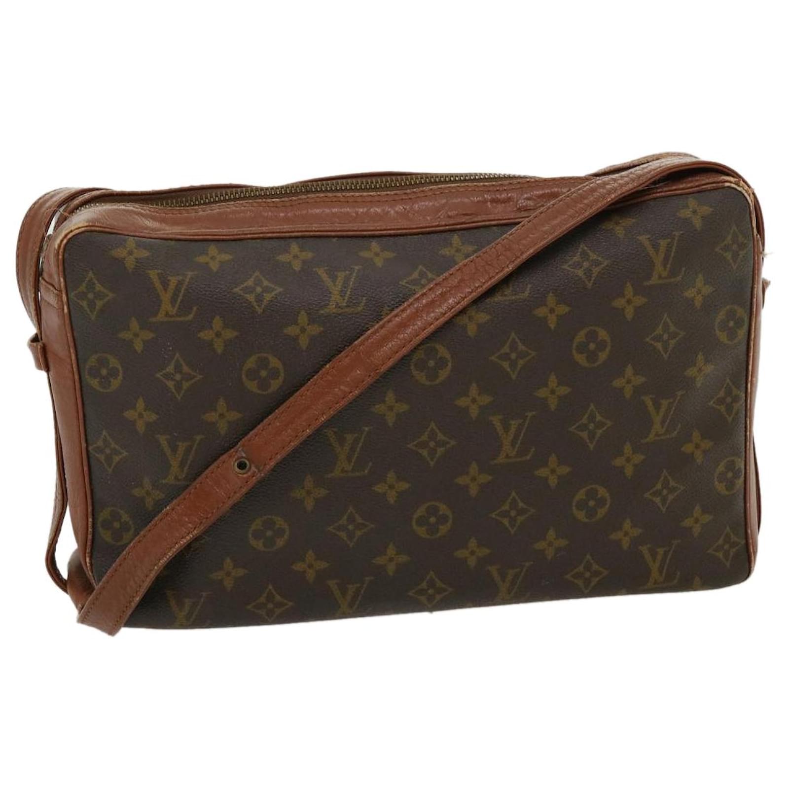 Louis Vuitton Vintage Monogram Sac Bandouliere