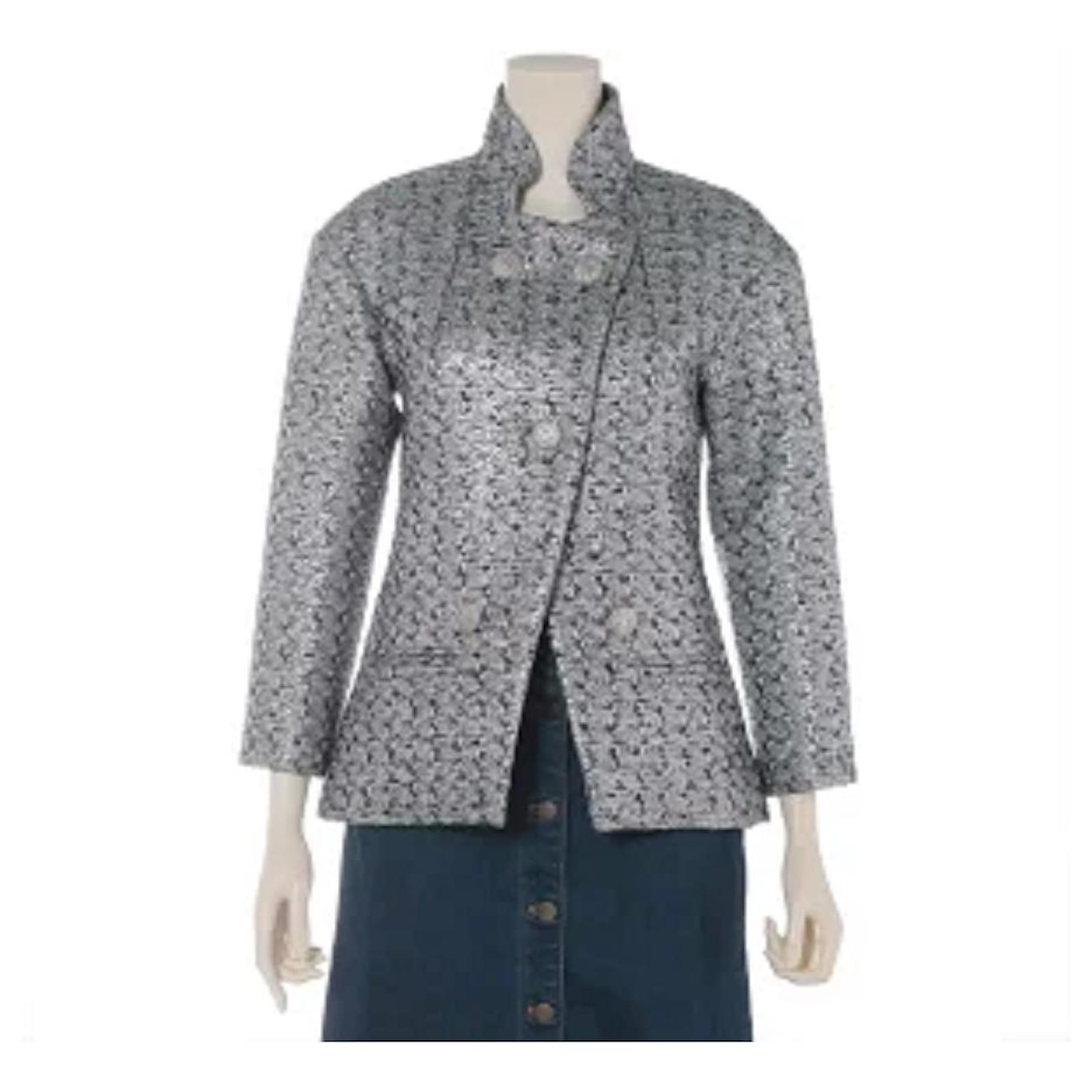 CHANEL ヘリンボーンジャケット 36 CHANEL ヘリンボーンジャケット 36 CHANEL シャネル ジャケット